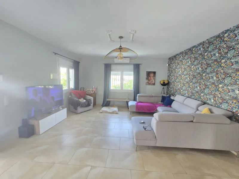 Fantastic opportunity! Beautiful Detached Villa with Private Pool, Large Plot & Multi-Use seperate room (flat) – Majadilla Del Muerto