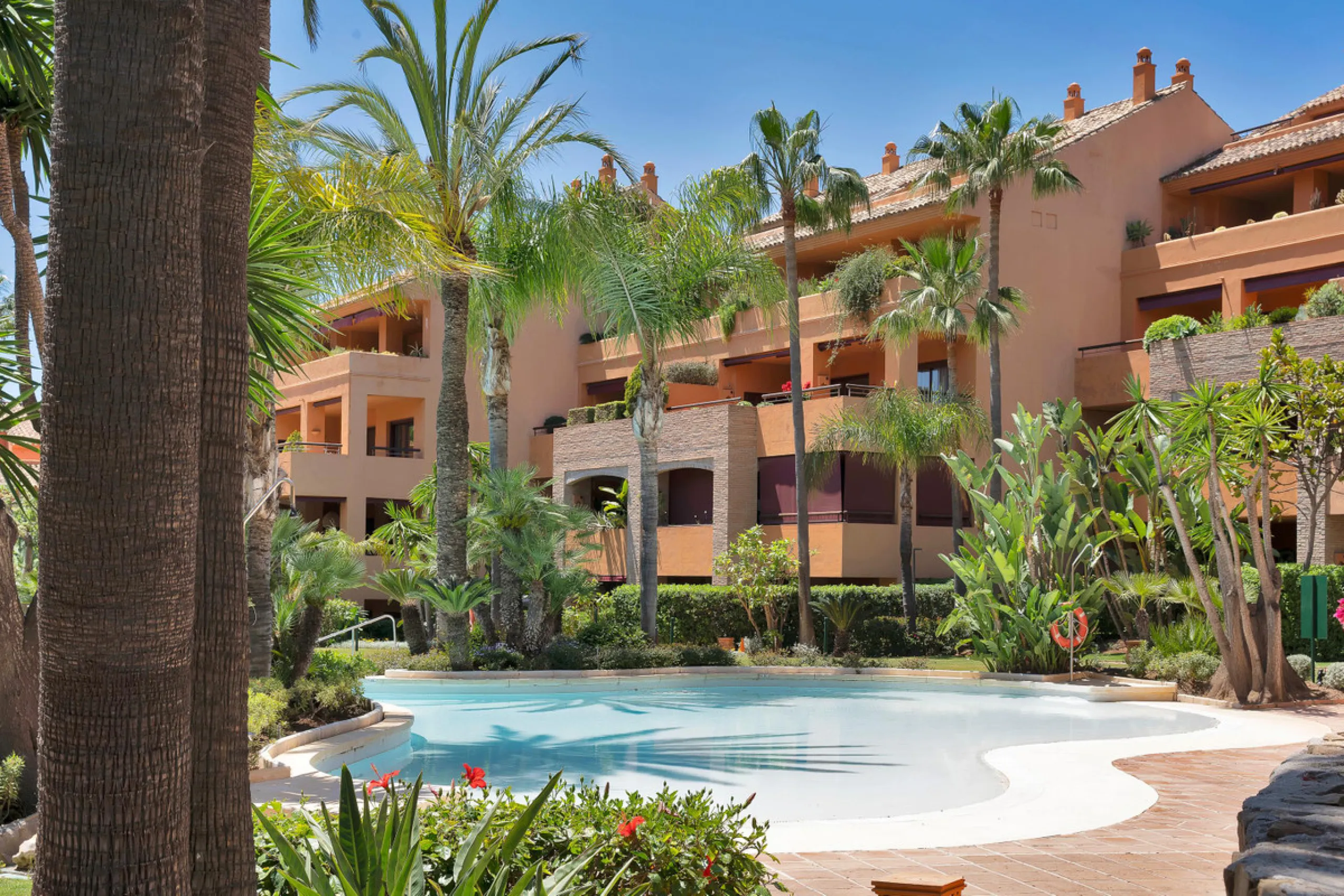 Exclusive Second-Line Beachfront Residence in Gran Bahía Urbanization – Bahía de Marbella