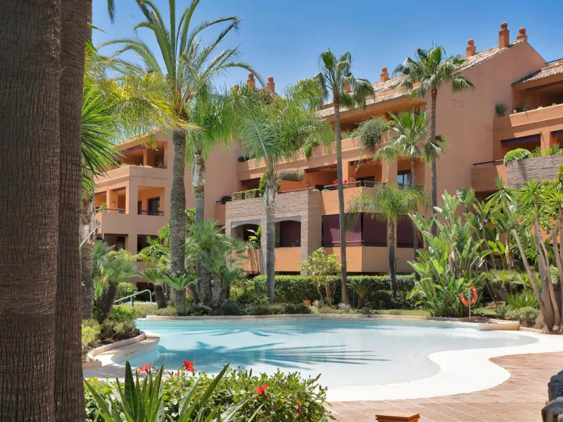 Exclusive Second-Line Beachfront Residence in Gran Bahía Urbanization – Bahía de Marbella