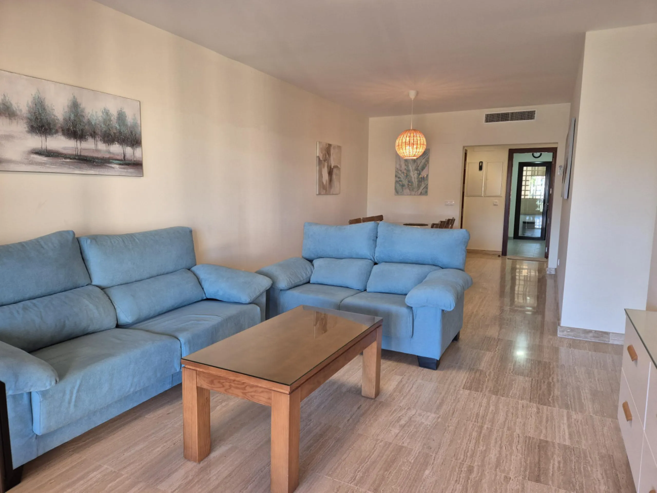 Luxury & Panoramic Golf Views in Doña Lucía: A 192 m2 Oasis in Valle Romano