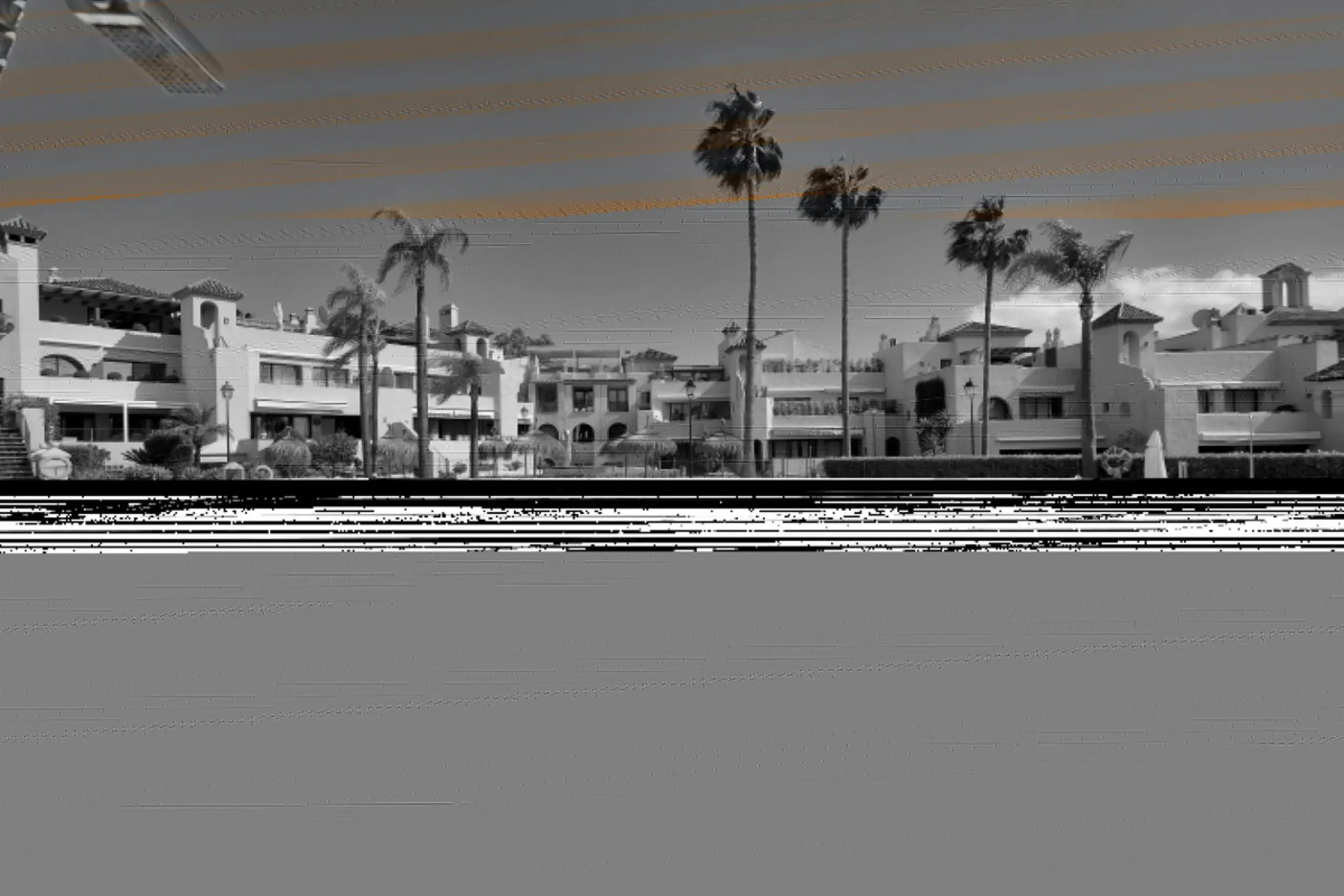 Apartment - Ground Floor Apartment в продаже в Estepona, Málaga. В доме 2 спален и 2 ванных комнат. Площадь дома 170 м²