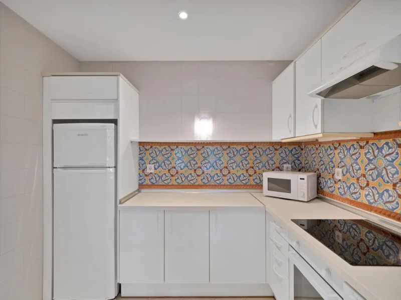Apartment - Ground Floor Apartment в продаже в Estepona, Málaga. В доме 2 спален и 2 ванных комнат. Площадь дома 170 м²