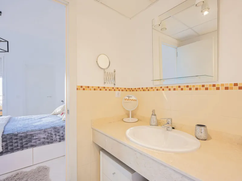 Apartment - Middle Floor Apartment в продаже в Mijas, Málaga. В доме 2 спален и 2 ванных комнат. Площадь дома 69 м²