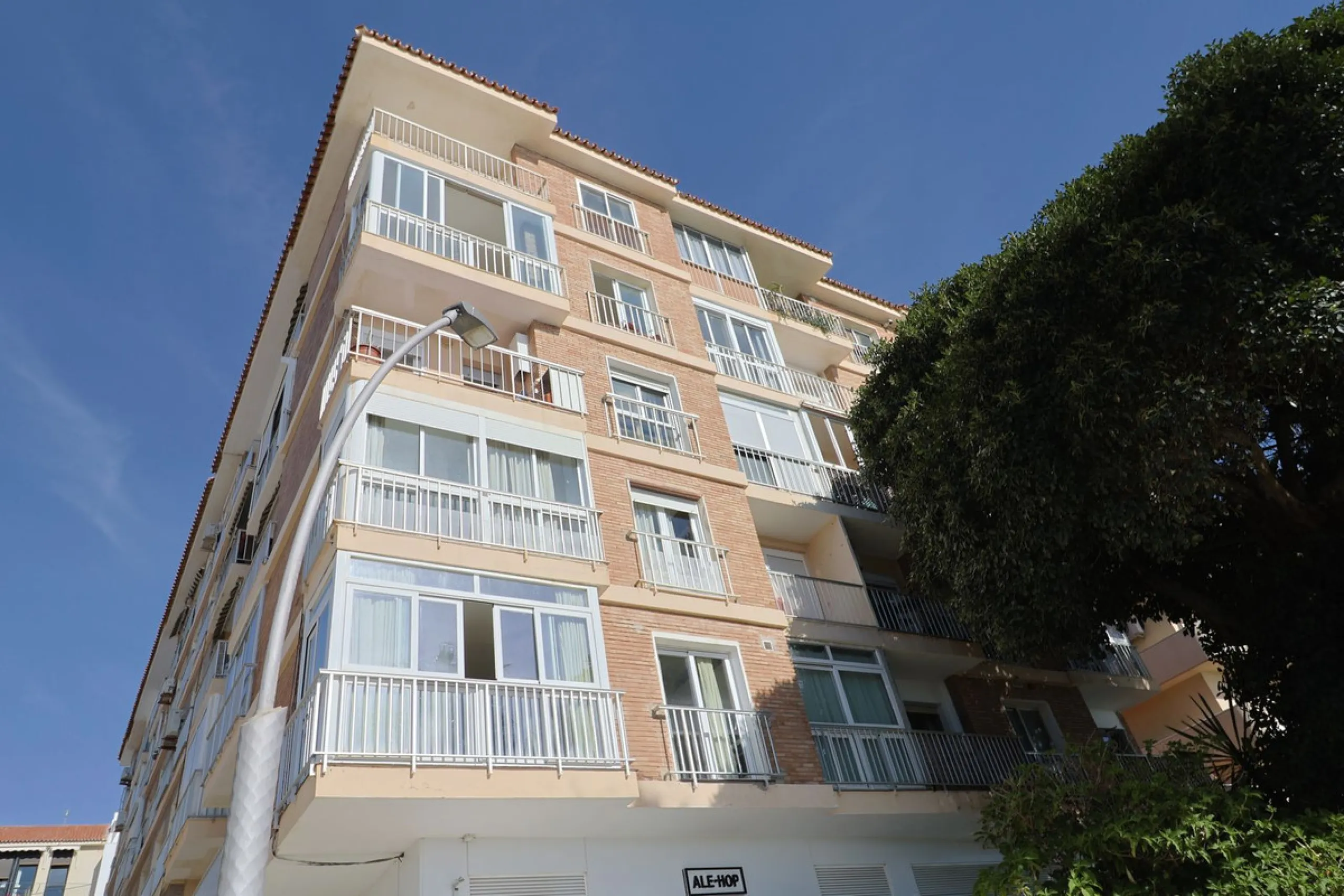 Looking for a beachfront property in Estepona? You found it!