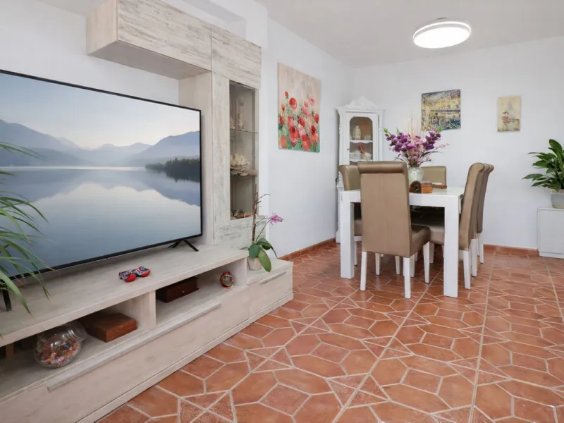 Looking for a beachfront property in Estepona? You found it!