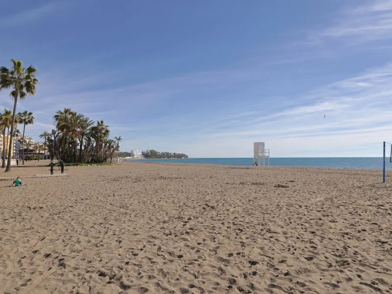 Looking for a beachfront property in Estepona? You found it!