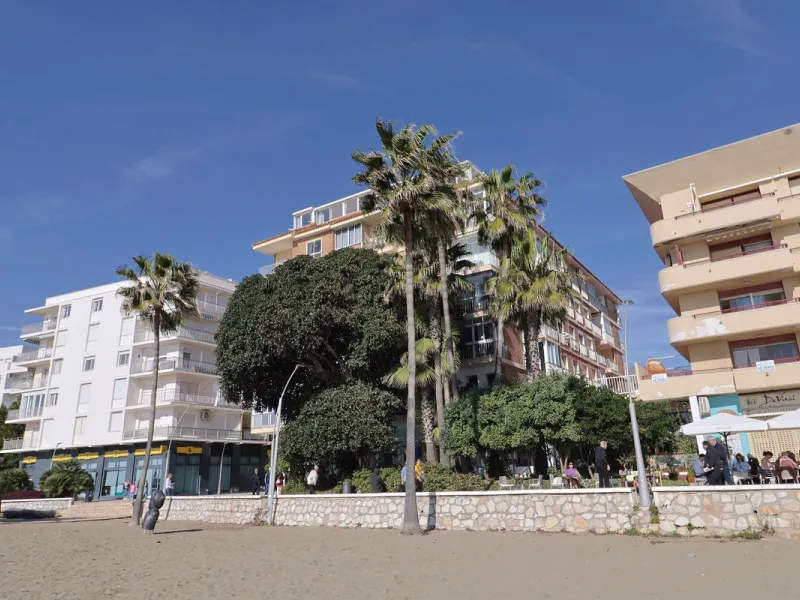 Looking for a beachfront property in Estepona? You found it!