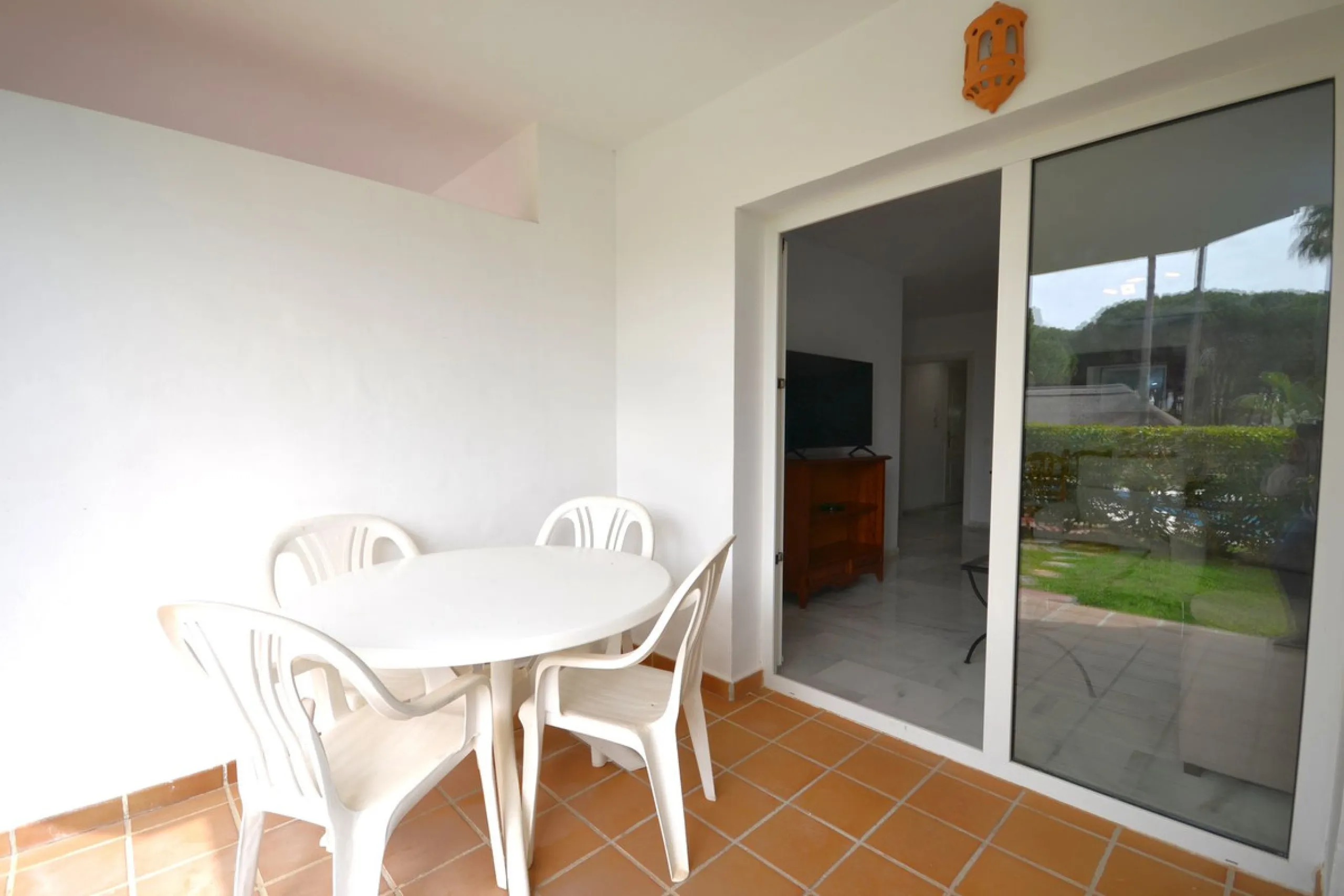 Gartenwohnung zu verkaufen in Mi Capricho – Calahonda, Mijas Costa