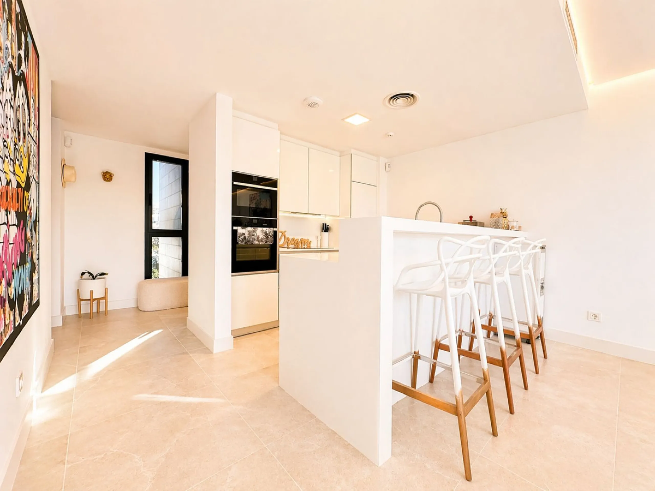 2-bedroom apartment, terrace, private pool, and garage in Cabopino, Marbella.