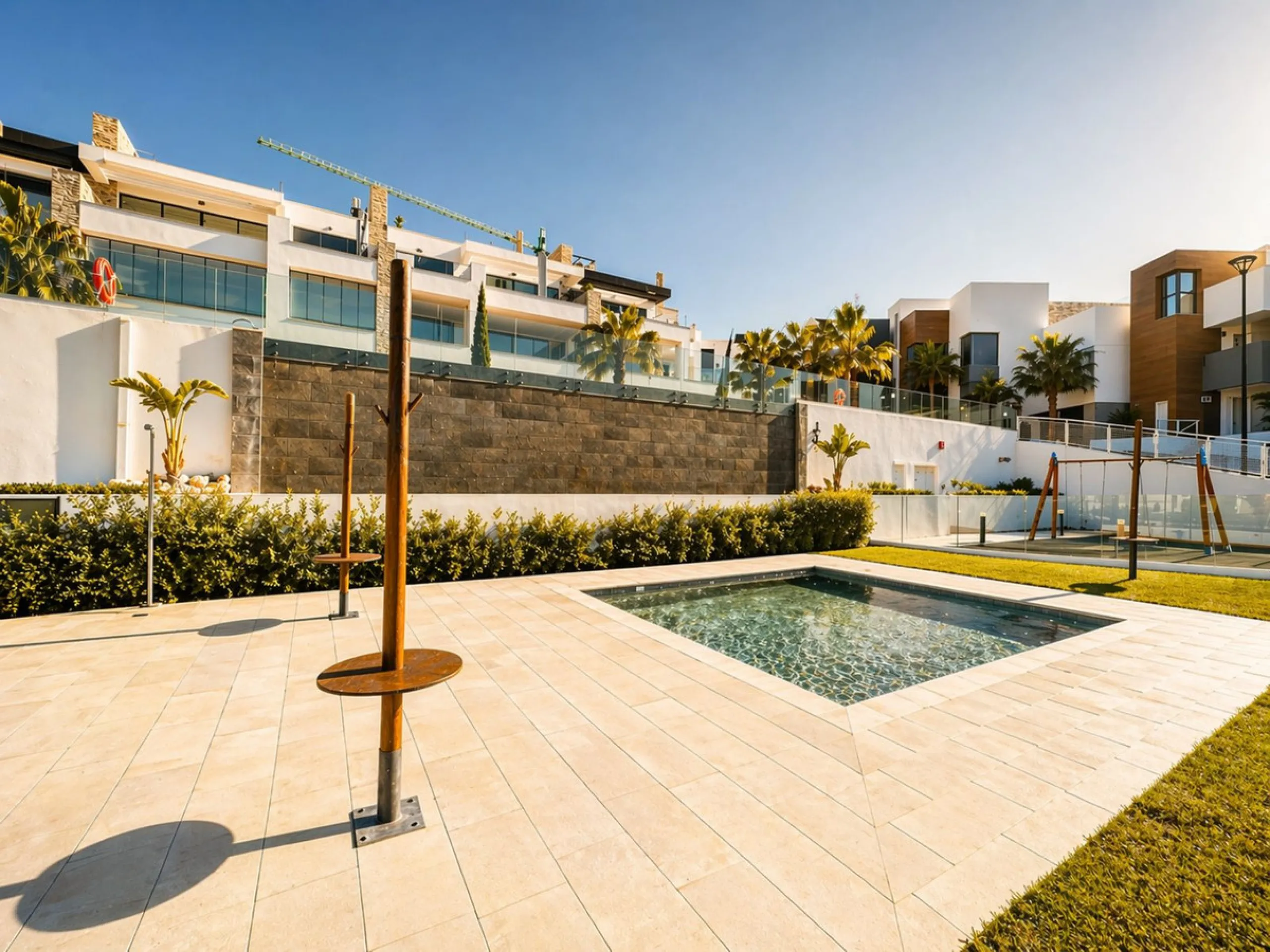 2-bedroom apartment, terrace, private pool, and garage in Cabopino, Marbella.