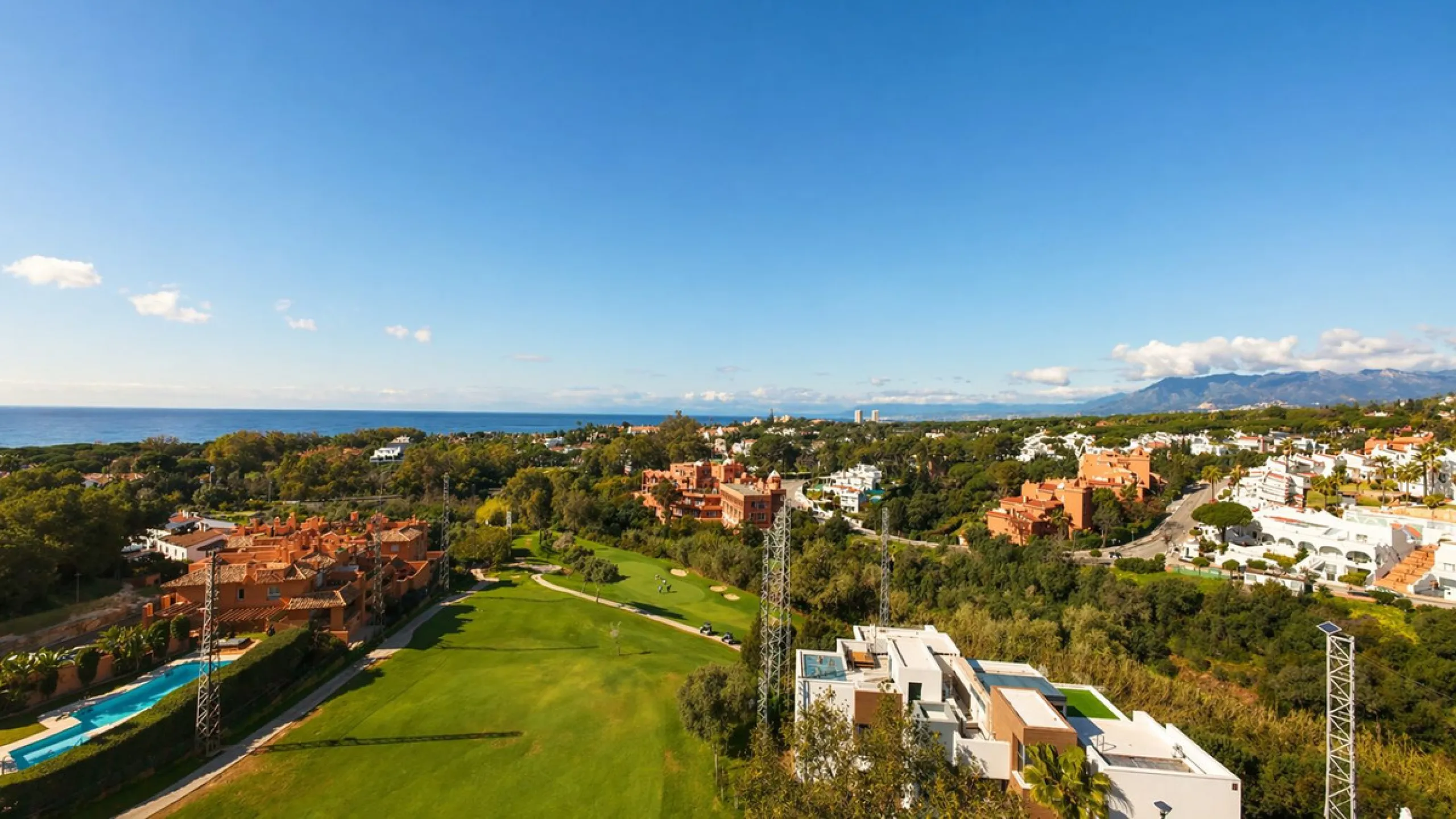 2-bedroom apartment, terrace, private pool, and garage in Cabopino, Marbella.