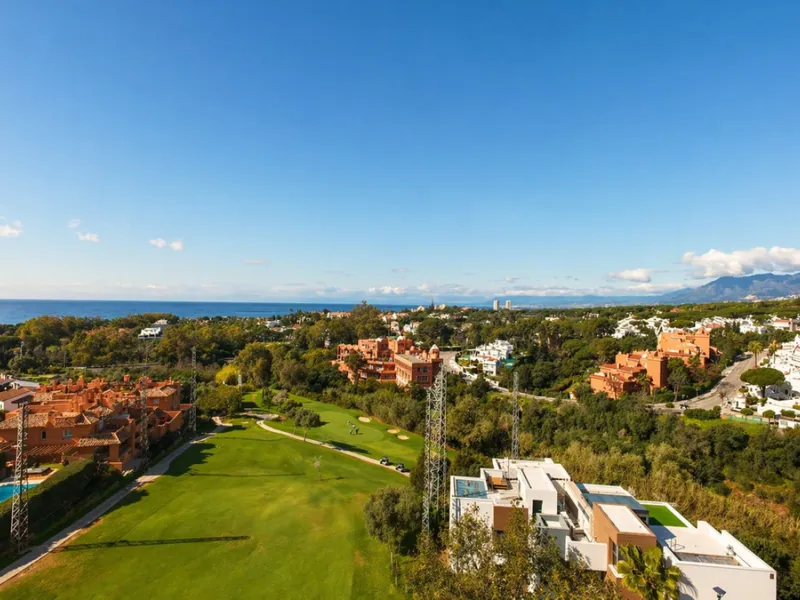 2-bedroom apartment, terrace, private pool, and garage in Cabopino, Marbella.