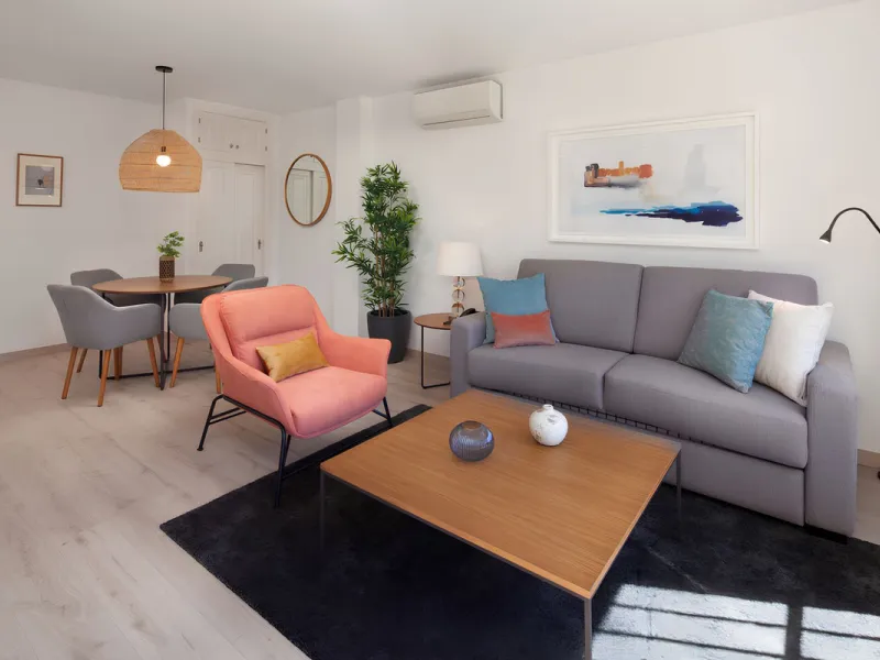 Beautifully Renovated Beachfront Garden Apartment