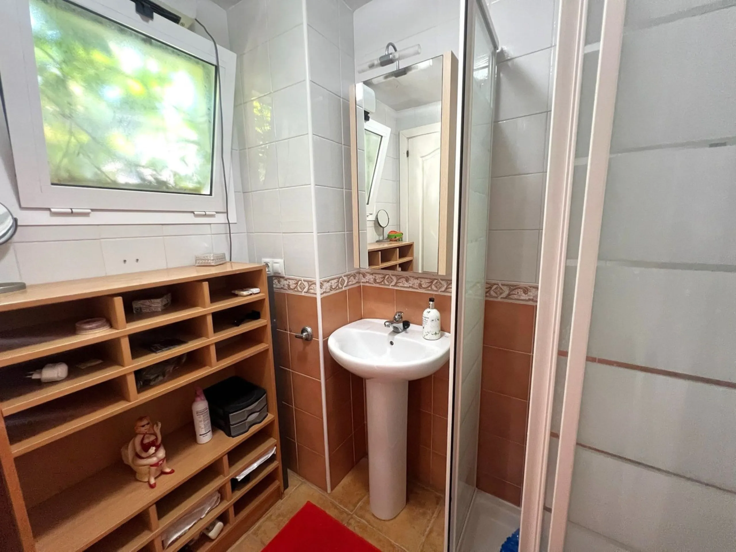 House - Semi-Detached House в продаже в Fuengirola, Málaga. В доме 3 спален и 4 ванных комнат. Площадь дома 150 м²