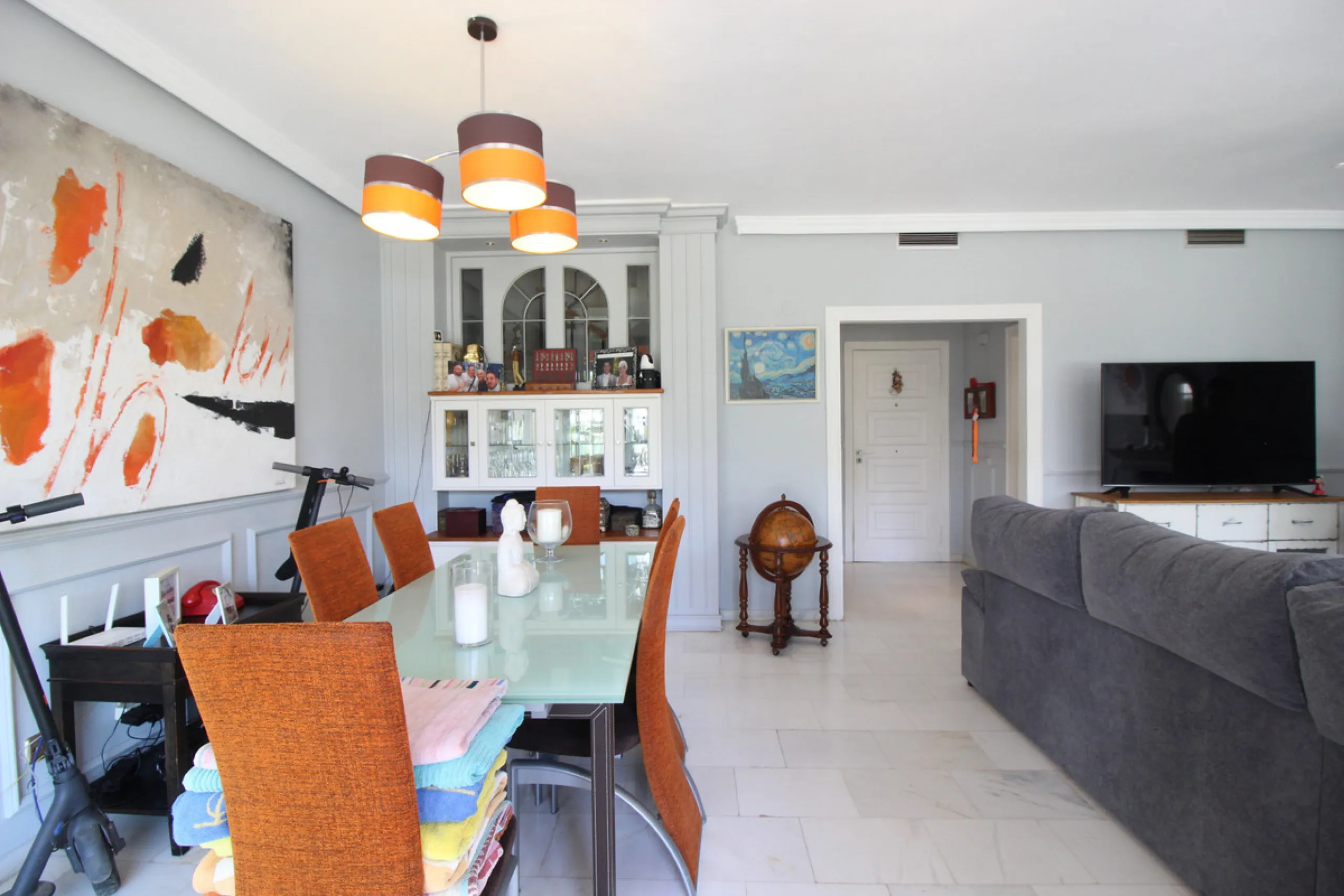 House - Townhouse в продаже в Marbella, Málaga. В доме 3 спален и 4 ванных комнат. Площадь дома 156 м²