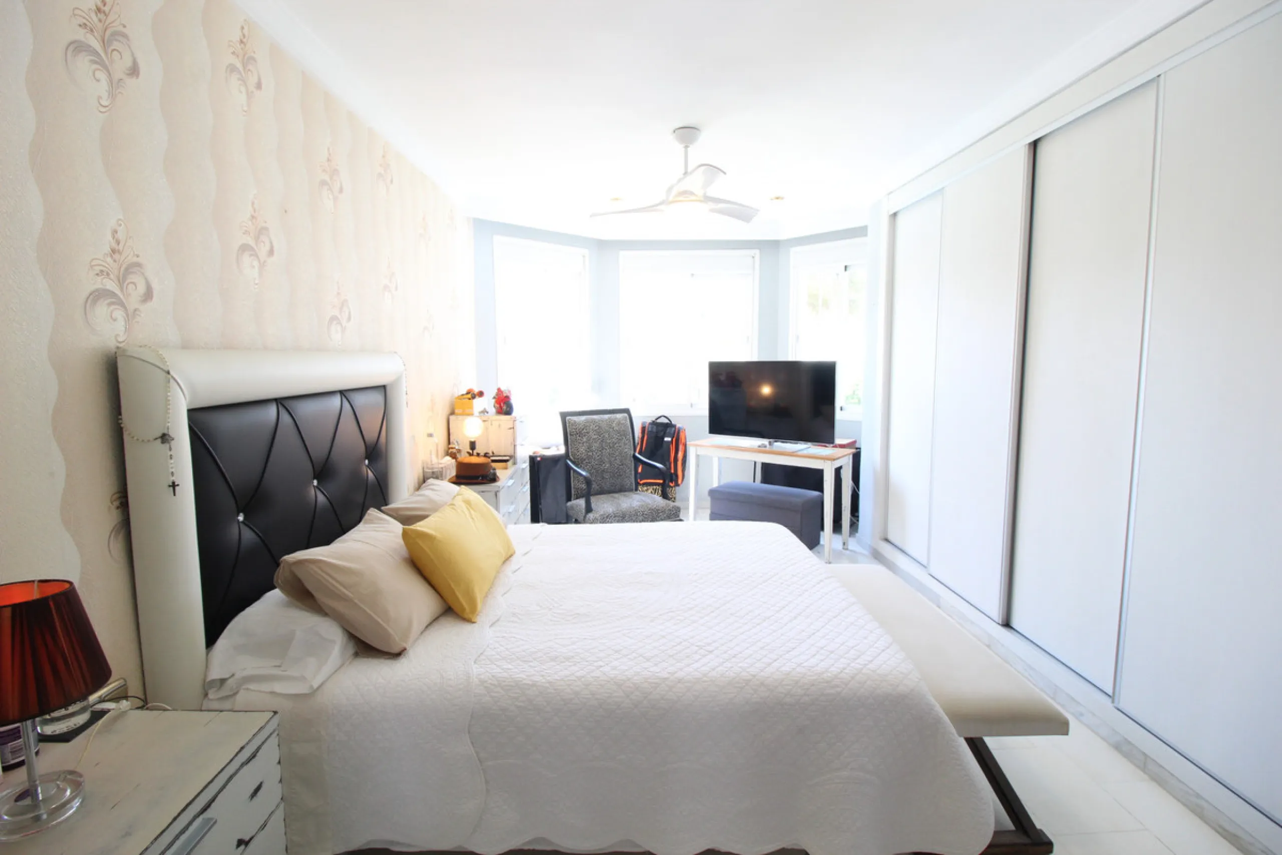 House - Townhouse в продаже в Marbella, Málaga. В доме 3 спален и 4 ванных комнат. Площадь дома 156 м²