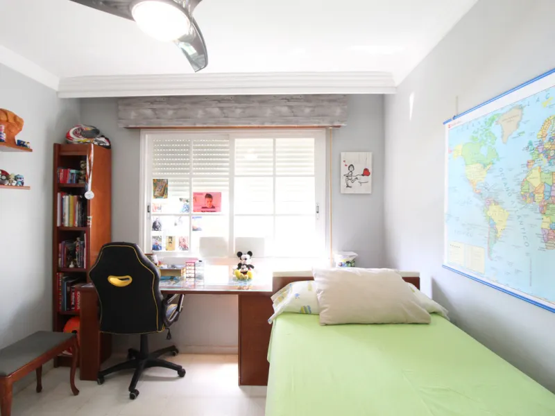 House - Townhouse в продаже в Marbella, Málaga. В доме 3 спален и 4 ванных комнат. Площадь дома 156 м²
