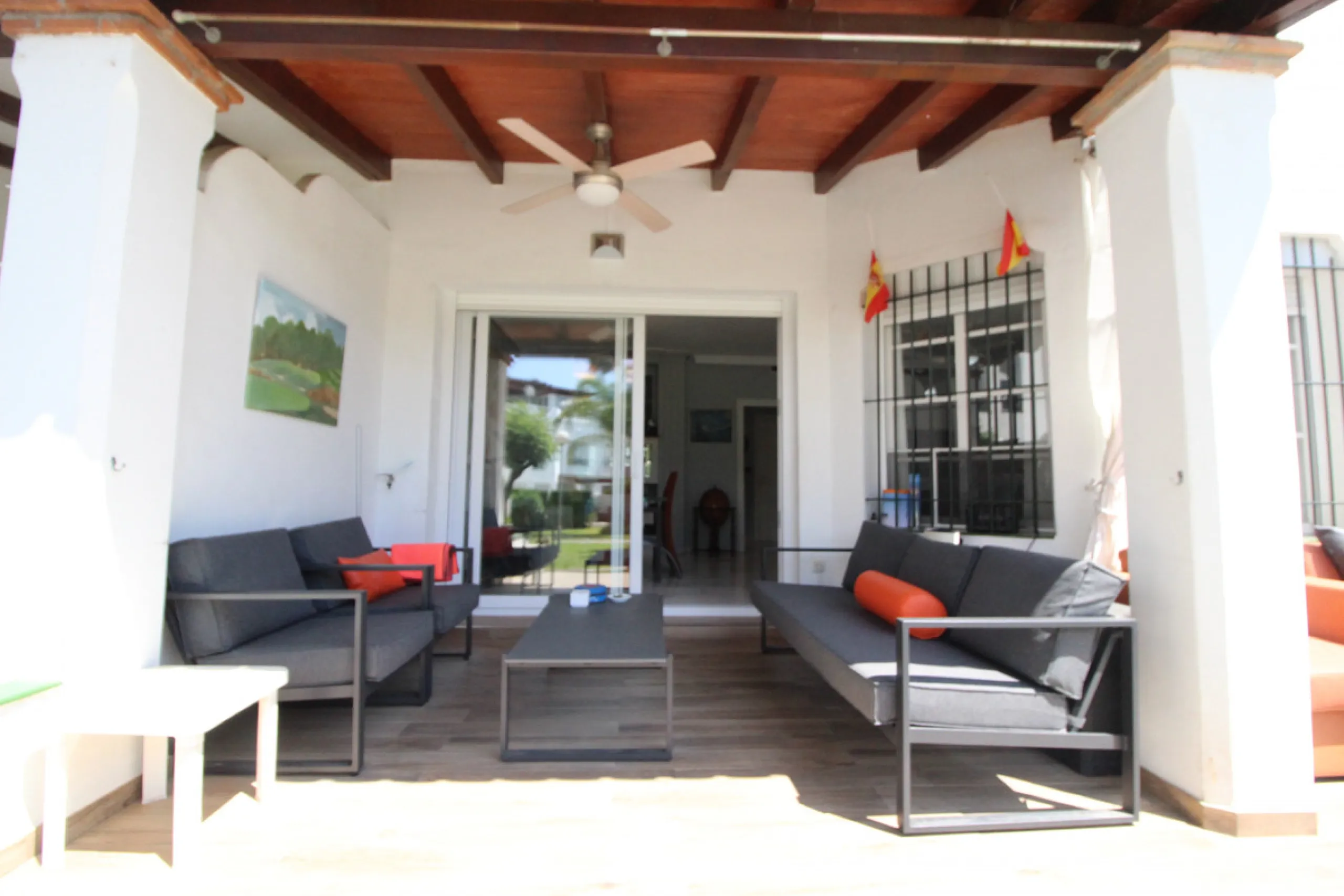 House - Townhouse в продаже в Marbella, Málaga. В доме 3 спален и 4 ванных комнат. Площадь дома 156 м²