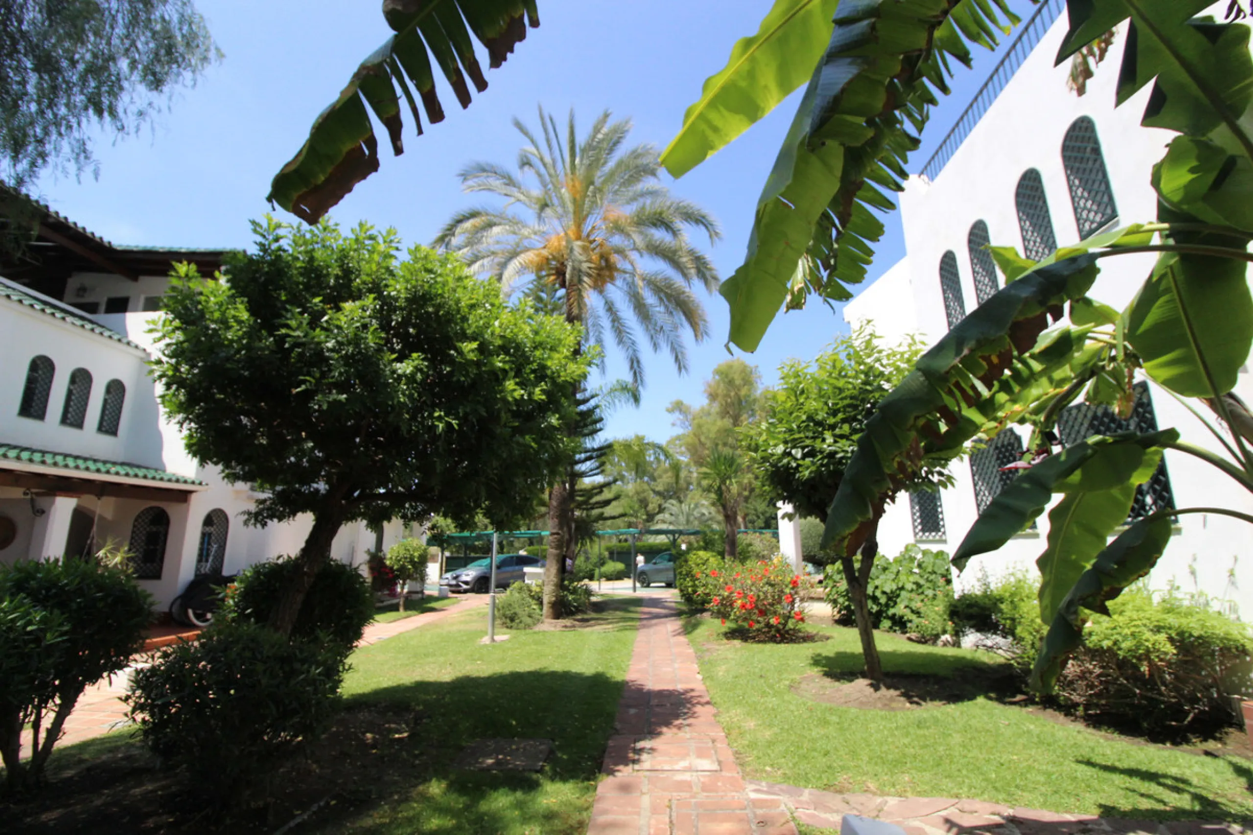 House - Townhouse в продаже в Marbella, Málaga. В доме 3 спален и 4 ванных комнат. Площадь дома 156 м²