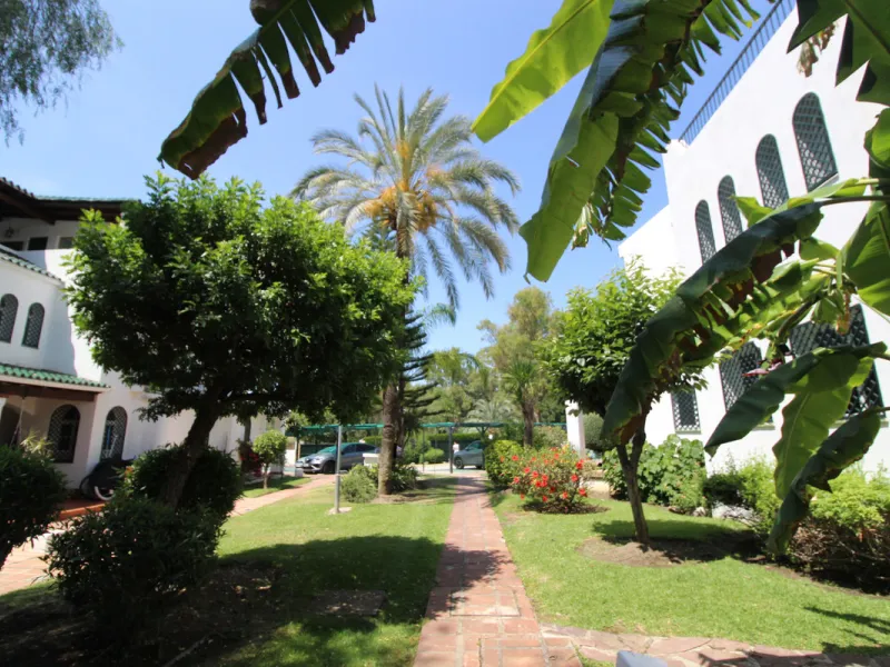 House - Townhouse в продаже в Marbella, Málaga. В доме 3 спален и 4 ванных комнат. Площадь дома 156 м²