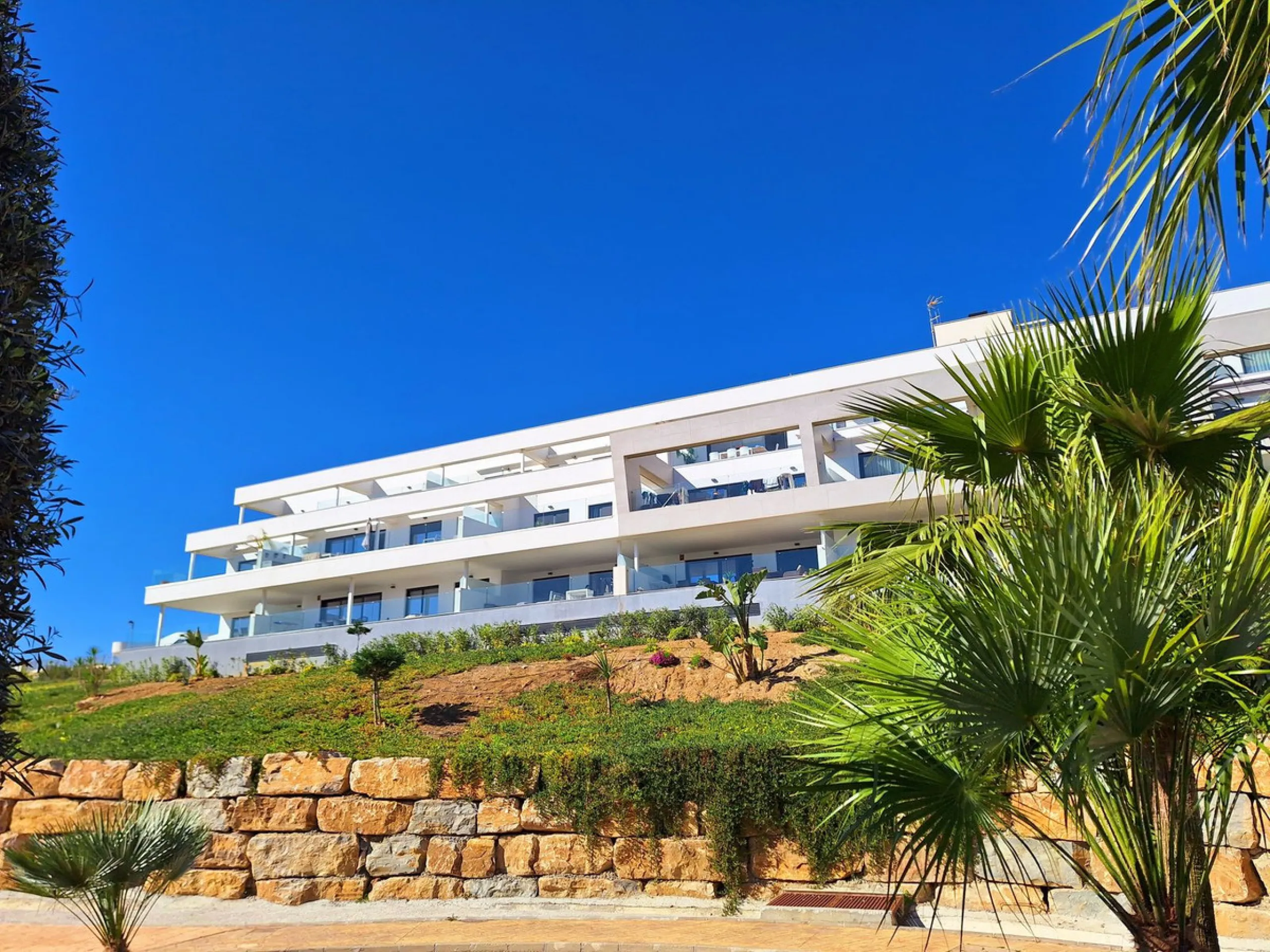 Ground Floor Apartment, Doña Julia, Costa del Sol.