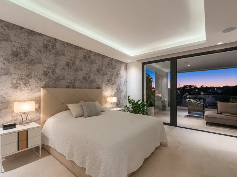 Set within the prestigious, fully gated Los Olivos community with 24/7 security, this contemporary villa sits on the largest plot in the development, offering unmatched privacy, space, and a prime location. Occupying a generous 1,351 m² plot, the property