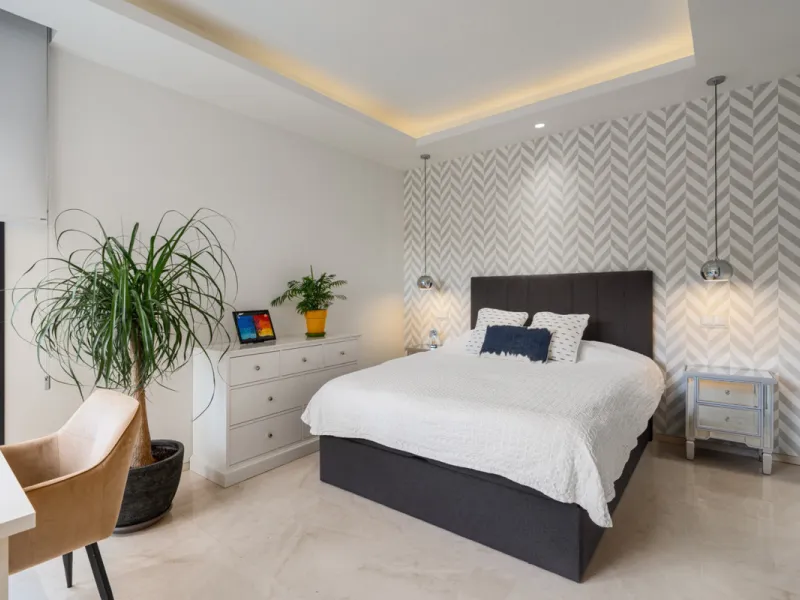 Set within the prestigious, fully gated Los Olivos community with 24/7 security, this contemporary villa sits on the largest plot in the development, offering unmatched privacy, space, and a prime location. Occupying a generous 1,351 m² plot, the property