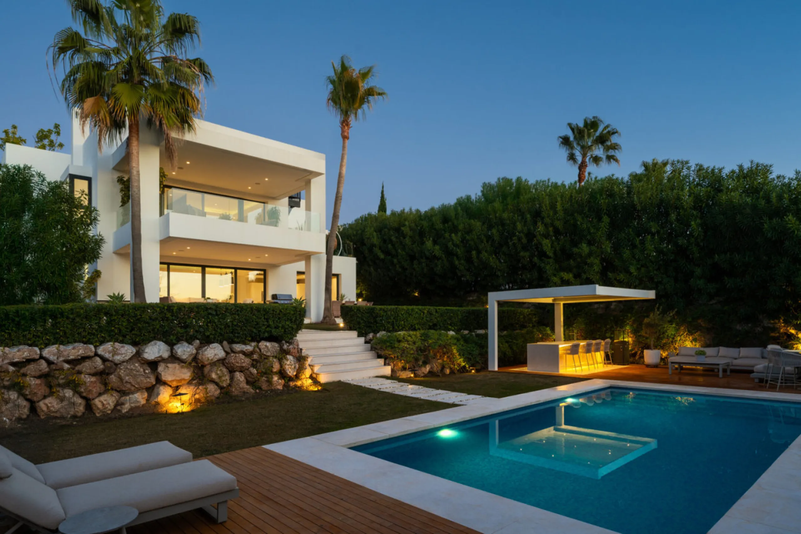 Set within the prestigious, fully gated Los Olivos community with 24/7 security, this contemporary villa sits on the largest plot in the development, offering unmatched privacy, space, and a prime location. Occupying a generous 1,351 m² plot, the property