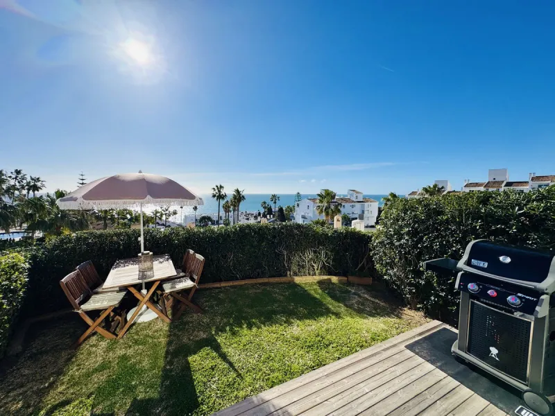 Stylish, fully renovated townhouse in the heart of Mijas Costa just steps from Fuengirola's beach walk, ideal as a permanent home, holiday residence or investement with excellent rental potential.