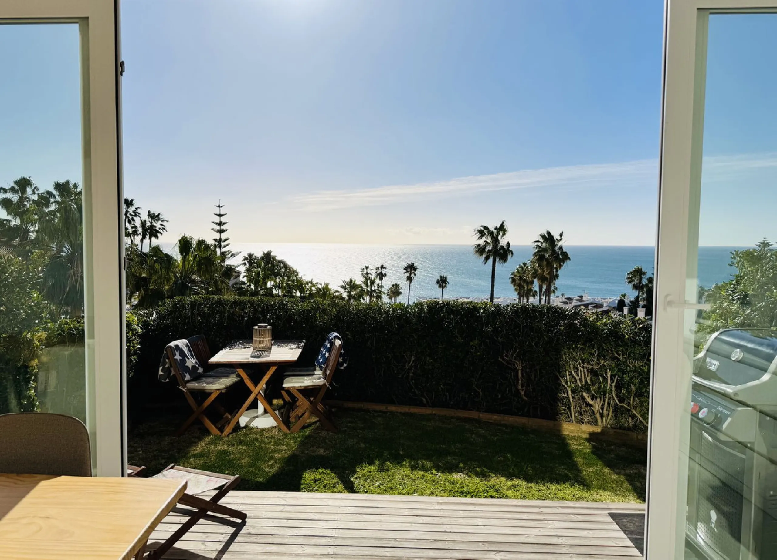 Stylish, fully renovated townhouse in the heart of Mijas Costa just steps from Fuengirola's beach walk, ideal as a permanent home, holiday residence or investement with excellent rental potential.