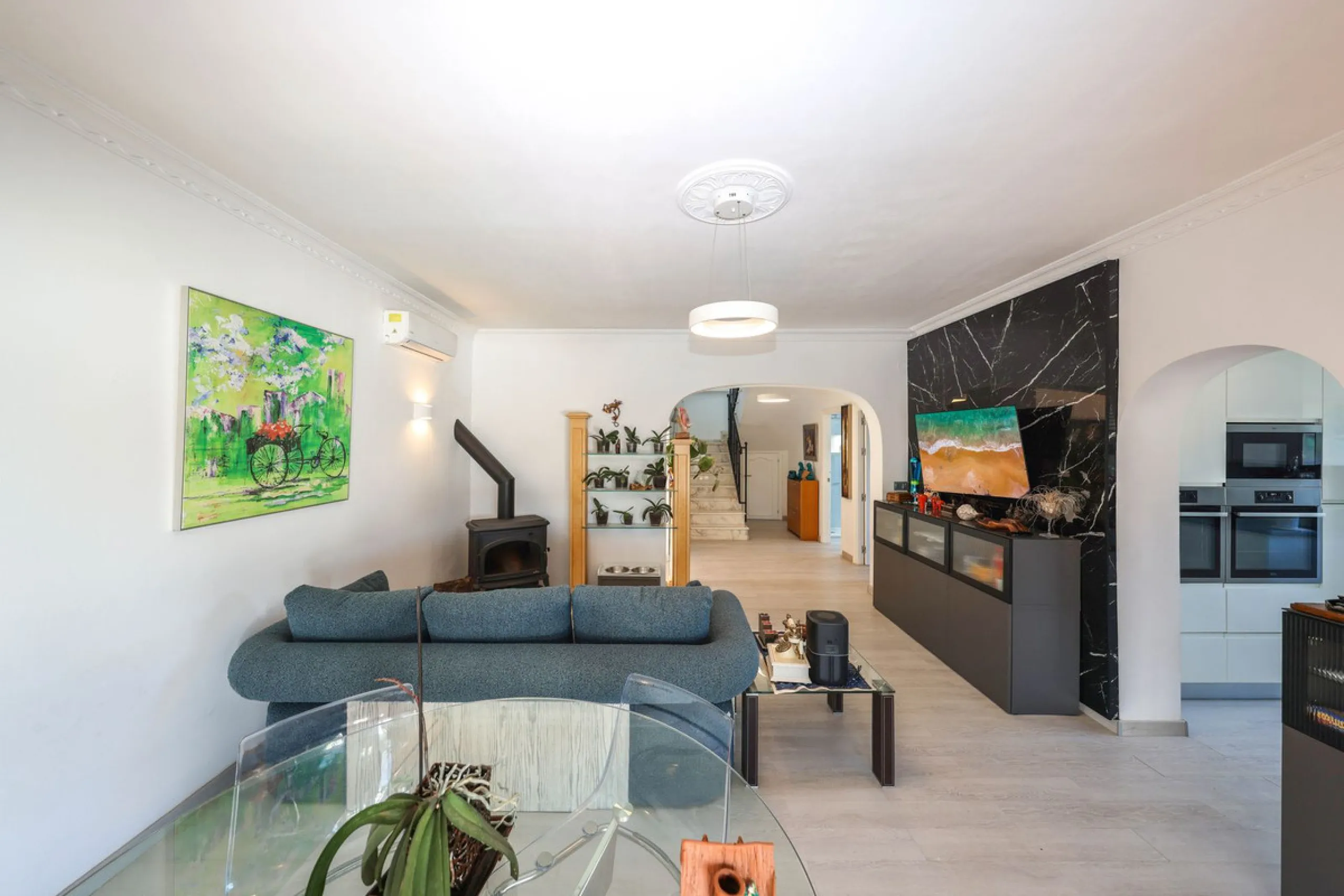Upgraded Modern Villa with Solar Panels