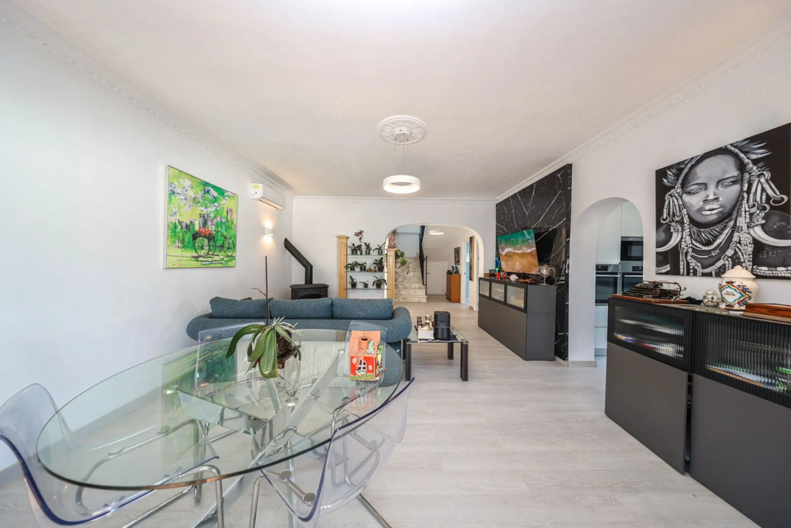 Upgraded Modern Villa with Solar Panels