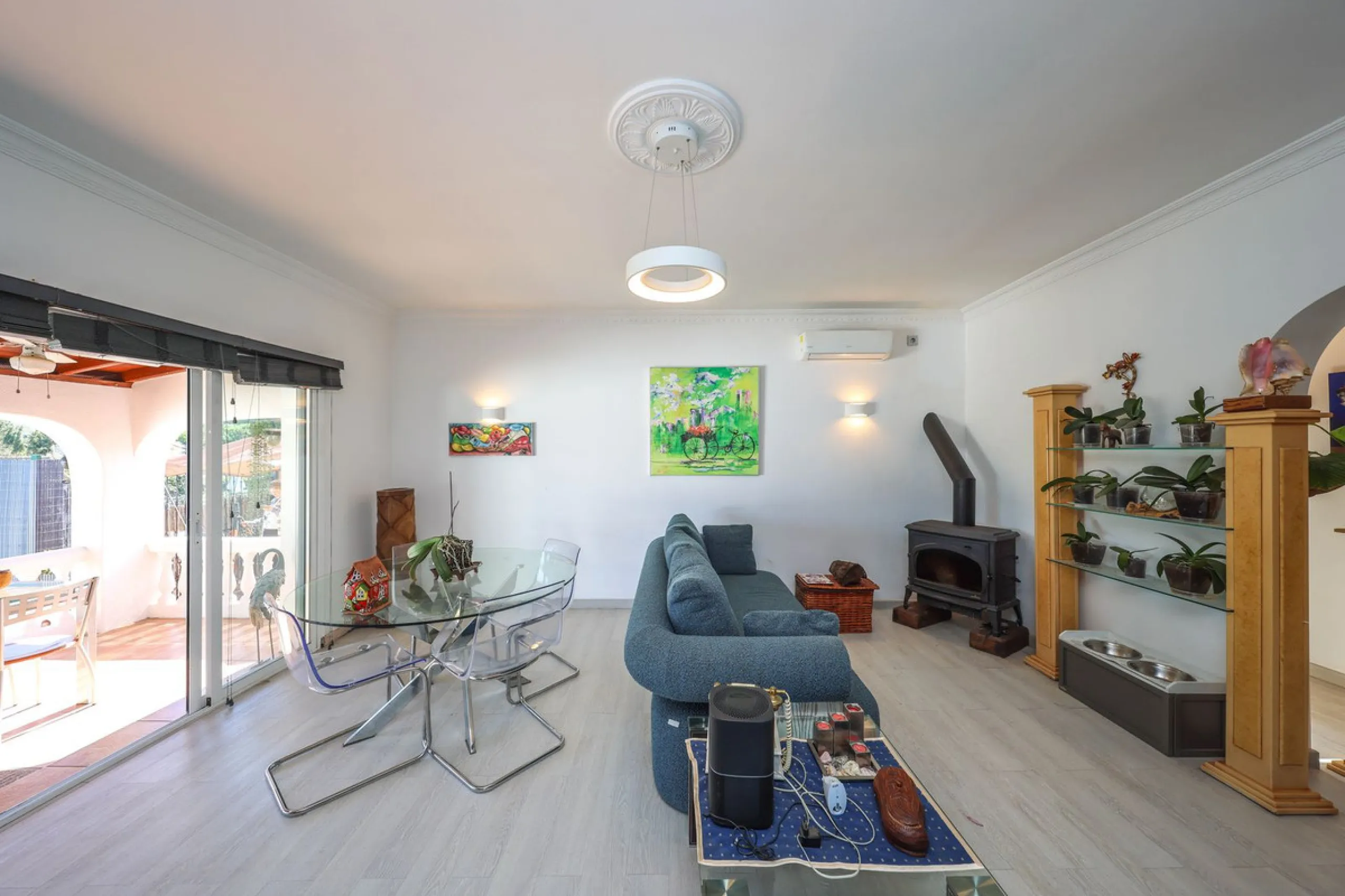 Upgraded Modern Villa with Solar Panels