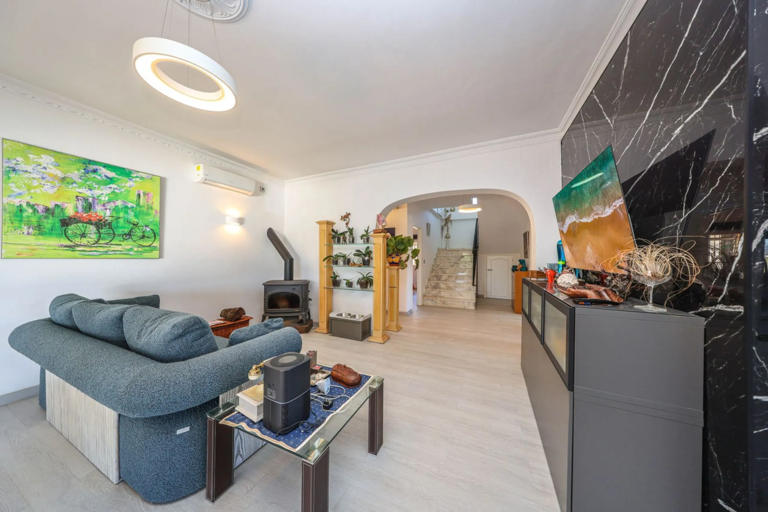 Upgraded Modern Villa with Solar Panels