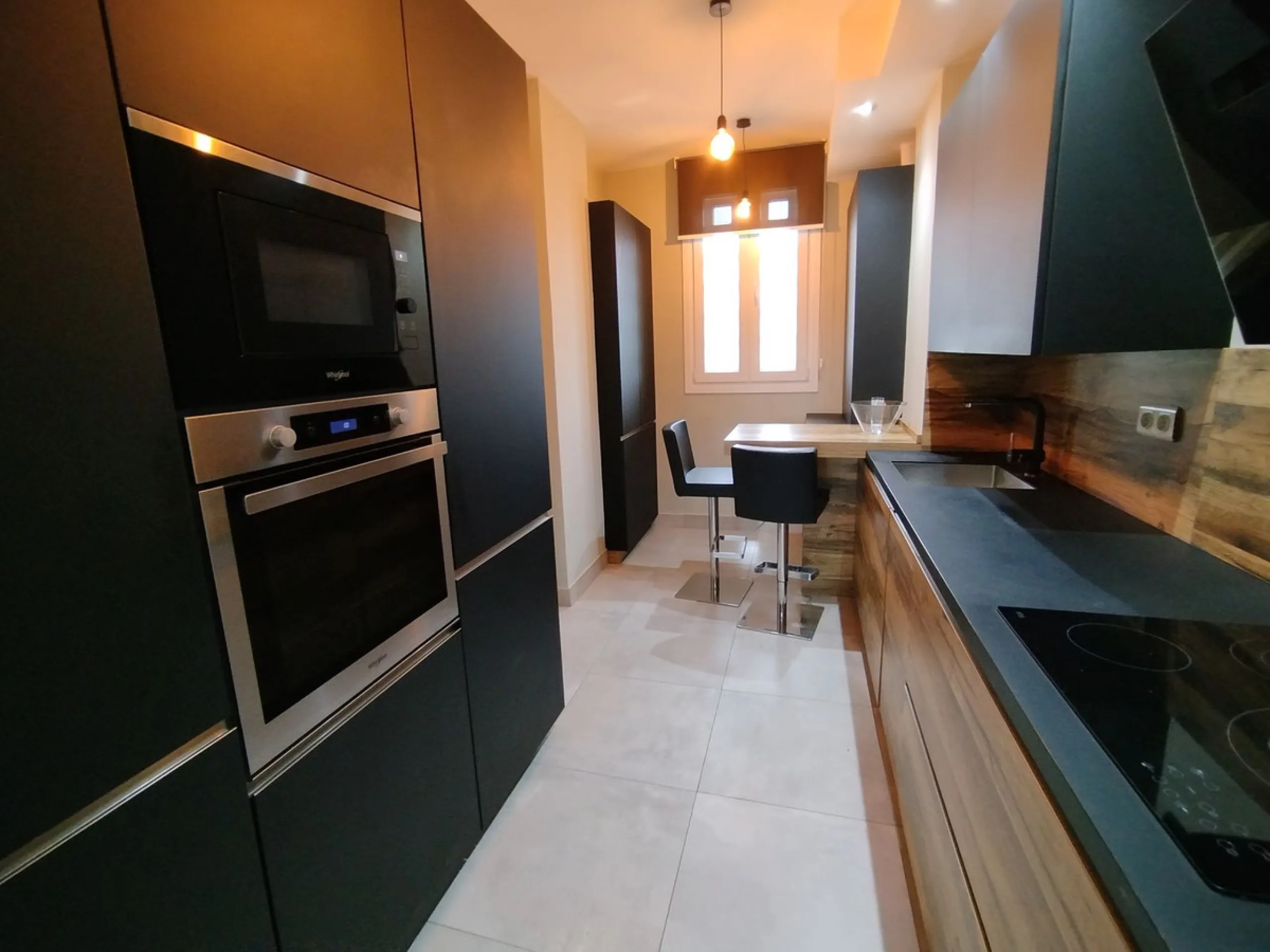 Apartment for sale in Los Álamos with direct sea views.