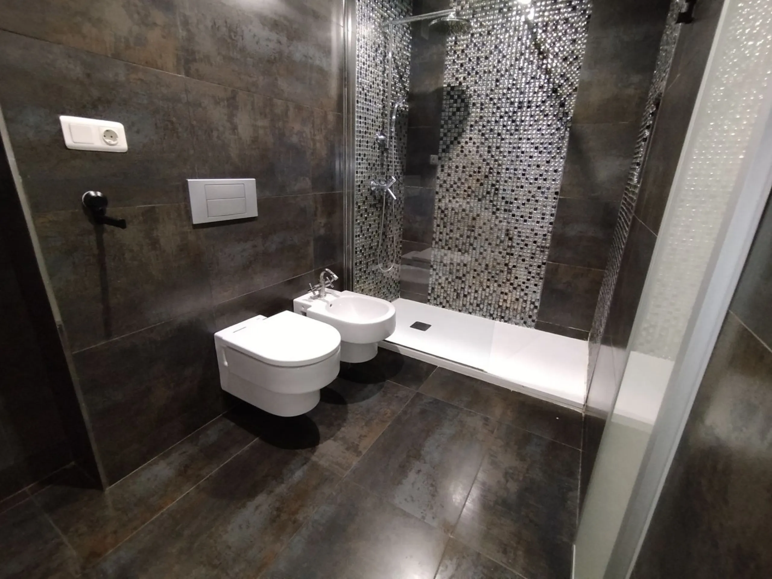 Apartment for sale in Los Álamos with direct sea views.