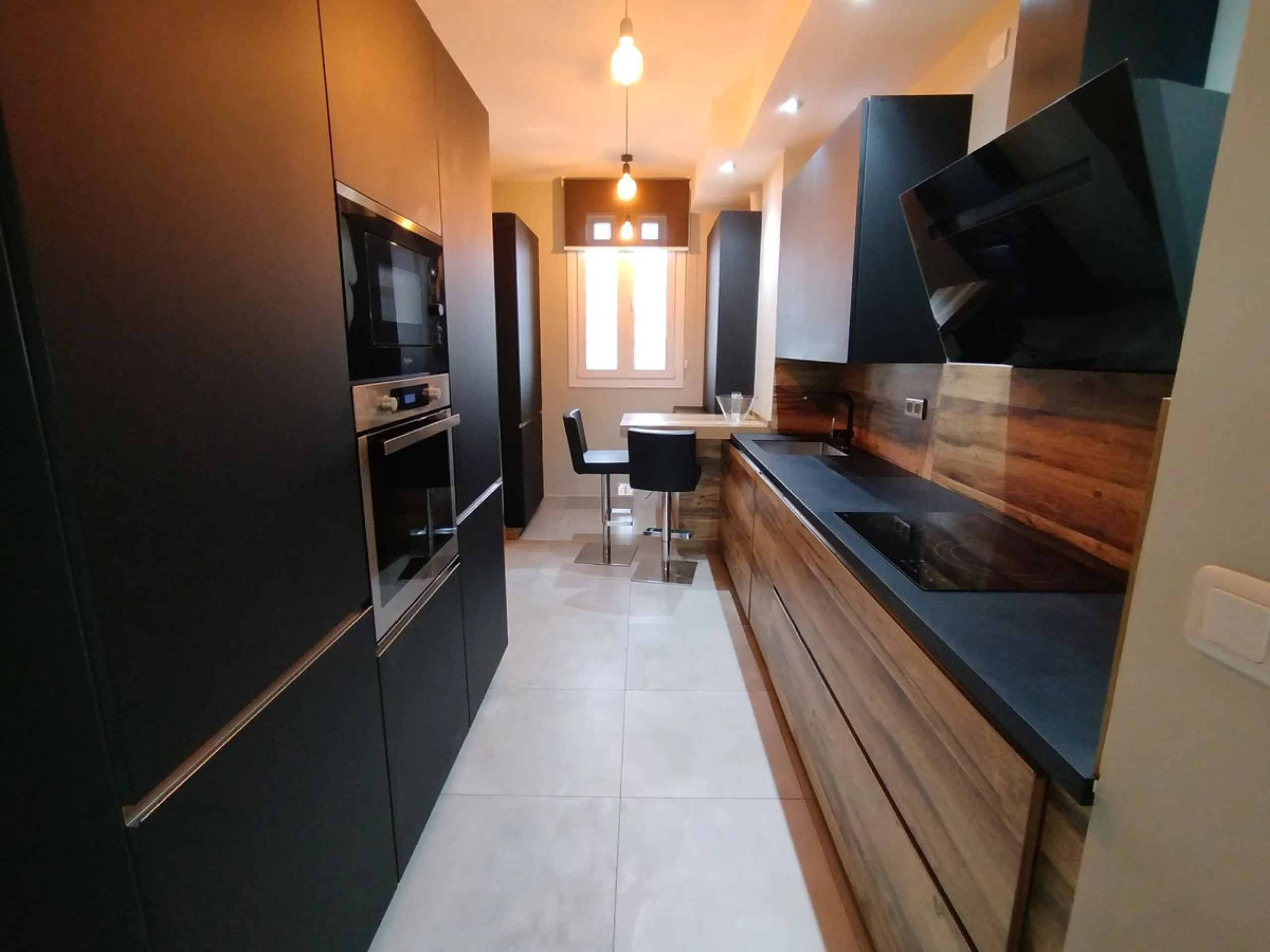 Apartment for sale in Los Álamos with direct sea views.