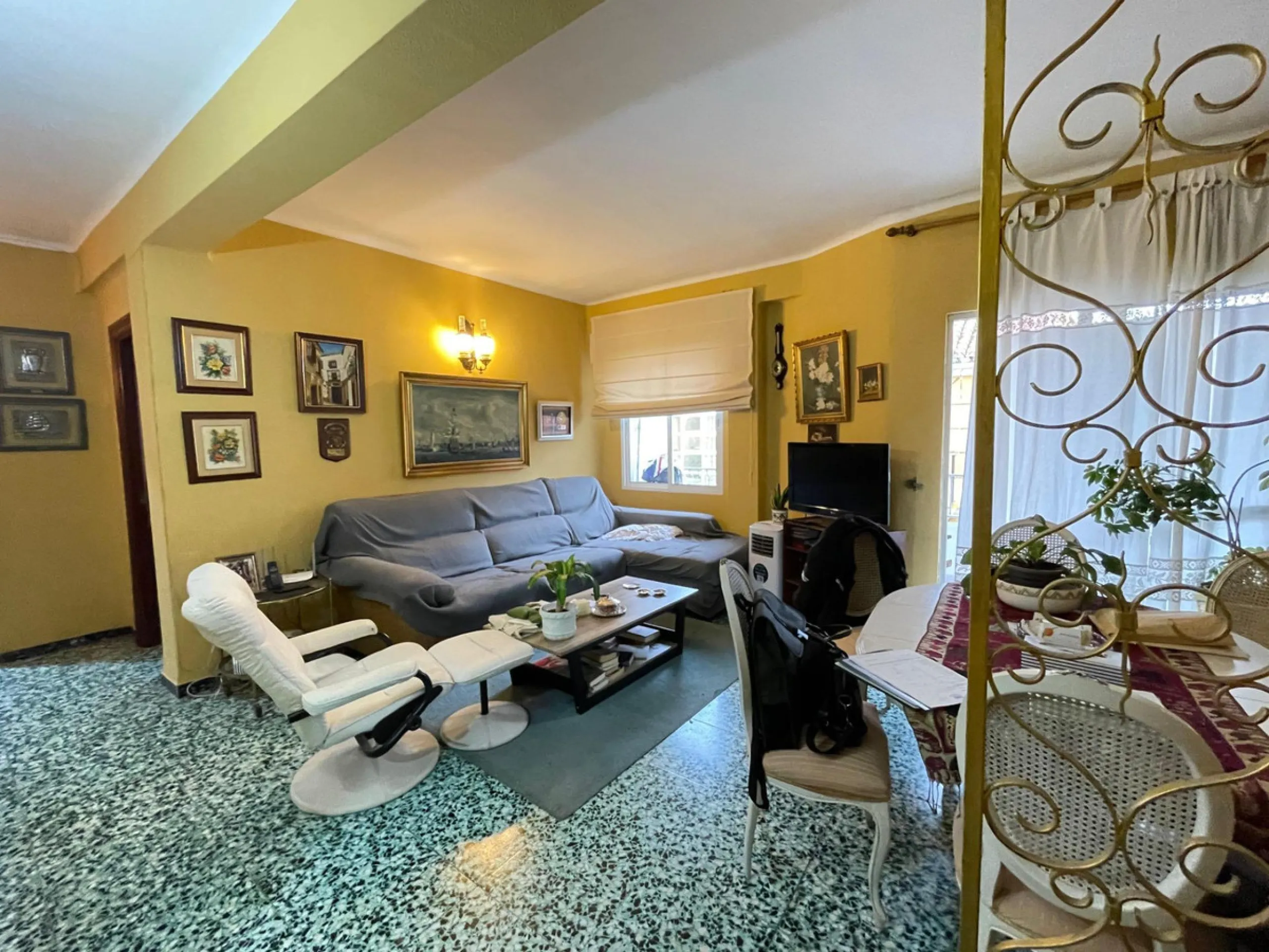 Excellent apartment for sale just steps from El Cautivo – Bright, comfortable, and in a great location