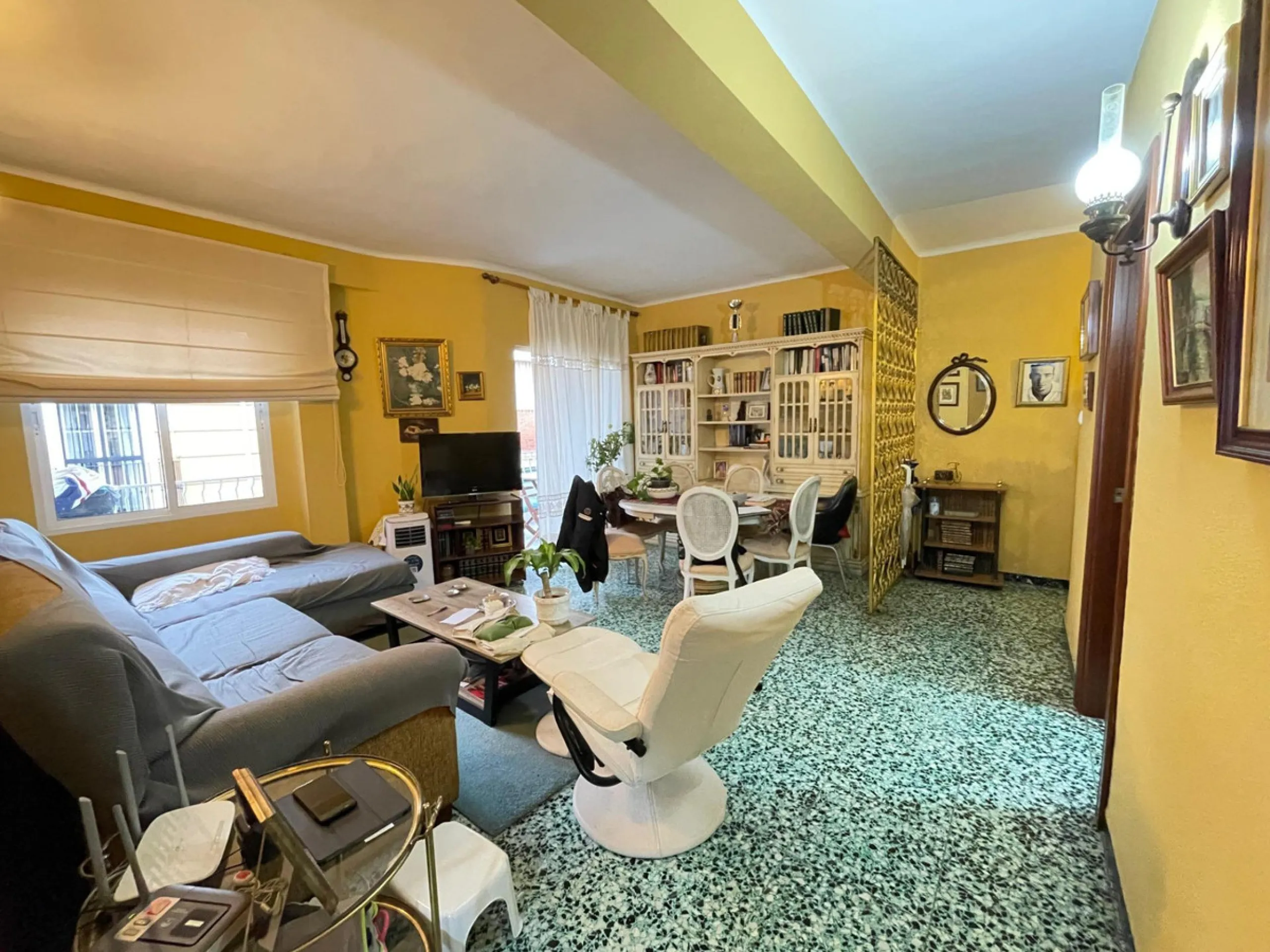 Excellent apartment for sale just steps from El Cautivo – Bright, comfortable, and in a great location