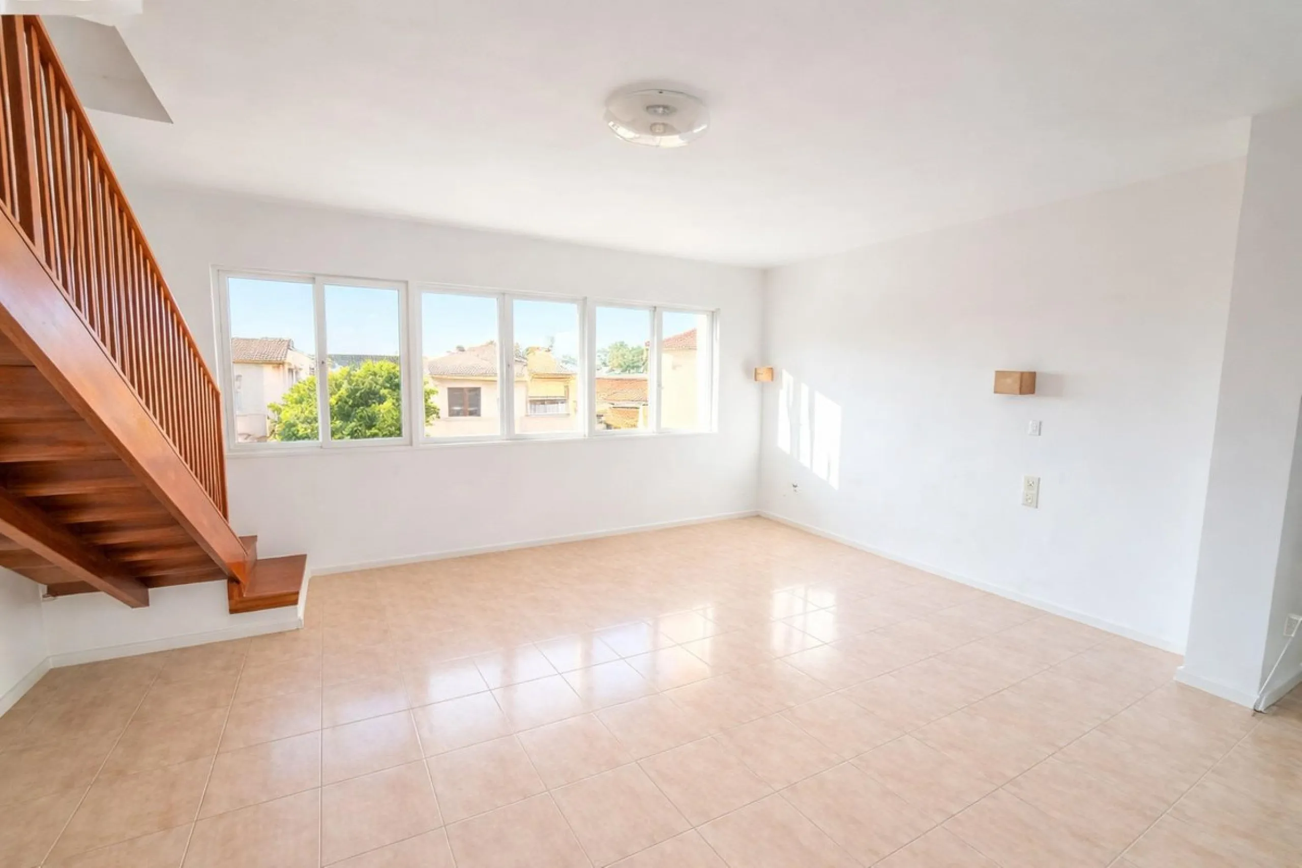 Unique Opportunity! Bright duplex with sea views in El Palo