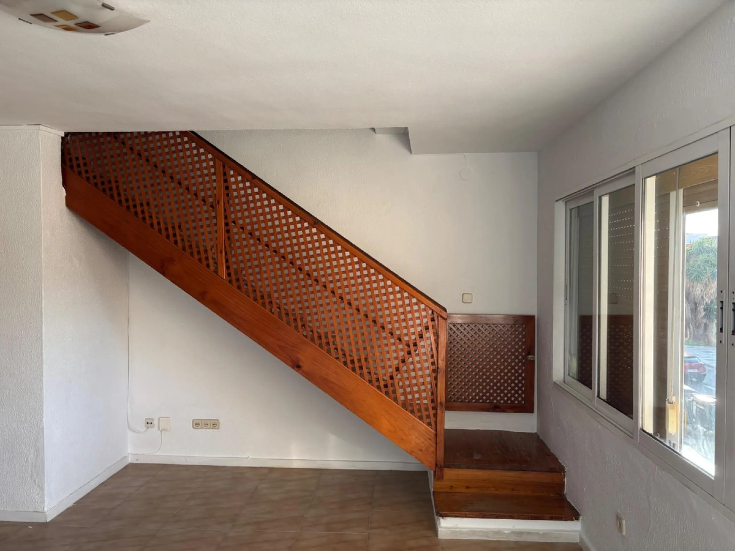 Unique Opportunity! Bright duplex with sea views in El Palo