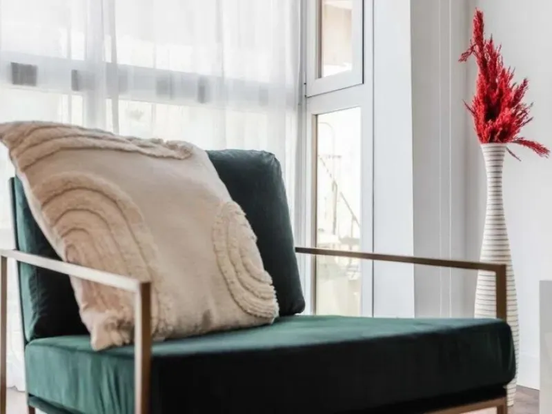 This exclusive one-bedroom apartment, located in the center of Málaga, has been fully renovated with top-quality finishes.