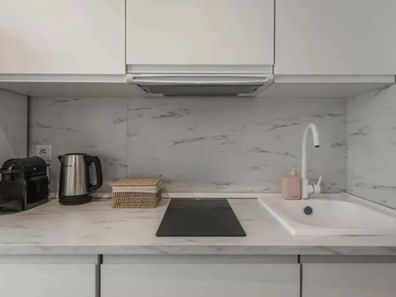 This exclusive one-bedroom apartment, located in the center of Málaga, has been fully renovated with top-quality finishes.