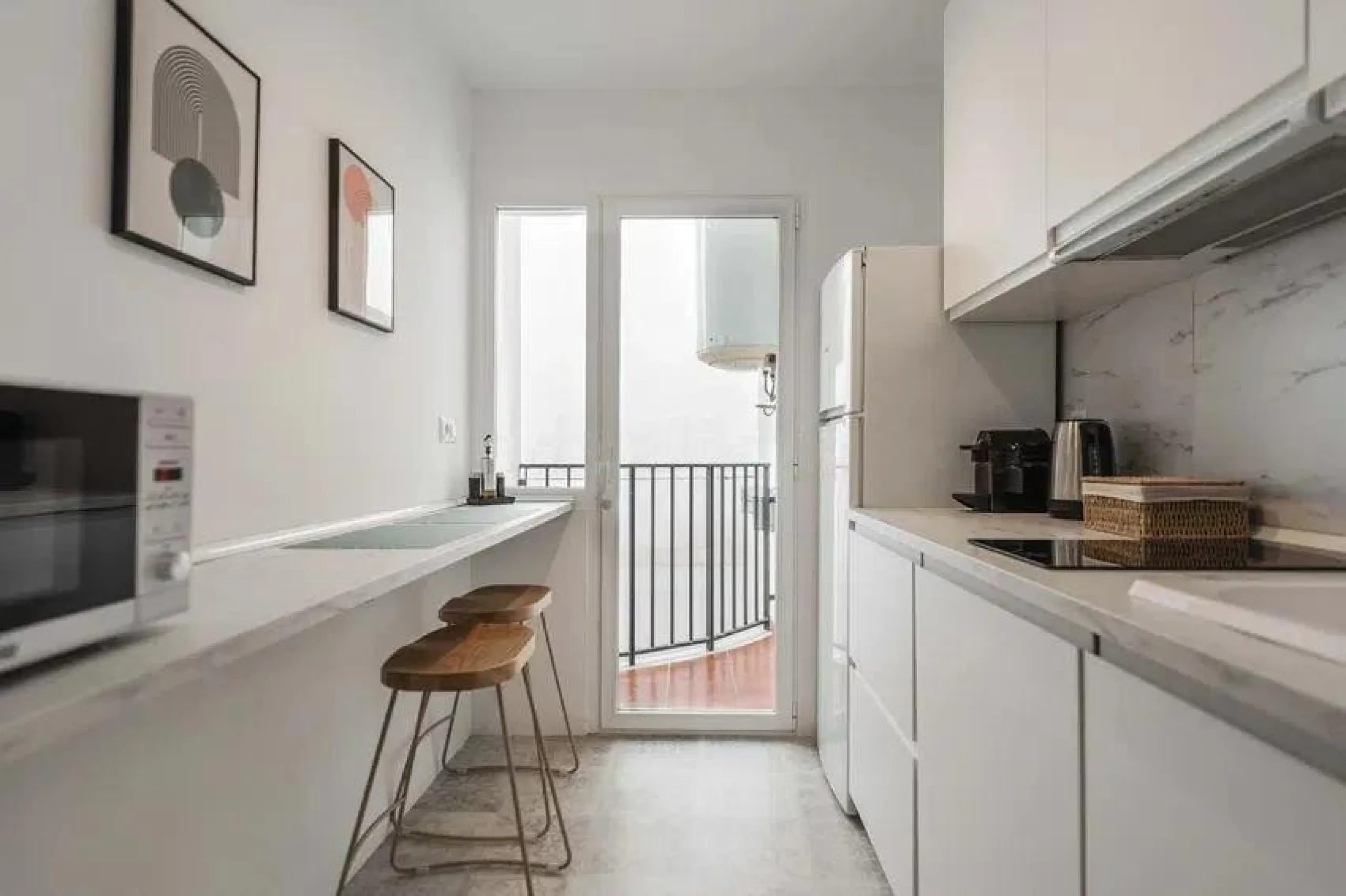 This exclusive one-bedroom apartment, located in the center of Málaga, has been fully renovated with top-quality finishes.