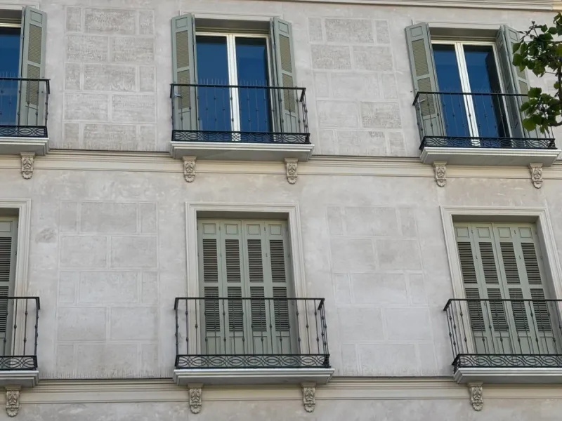 This exclusive one-bedroom apartment, located in the center of Málaga, has been fully renovated with top-quality finishes.