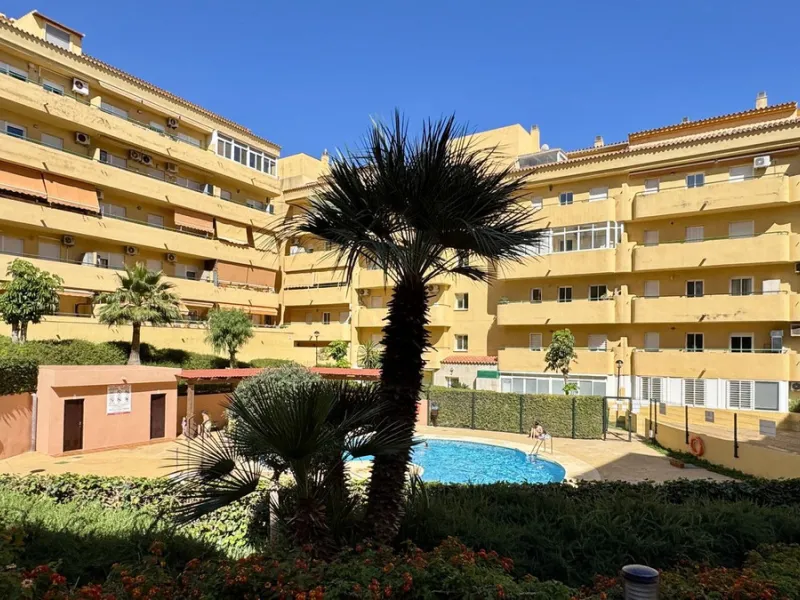 Bright and Ideal Home with Stunning Views in Los Pacos