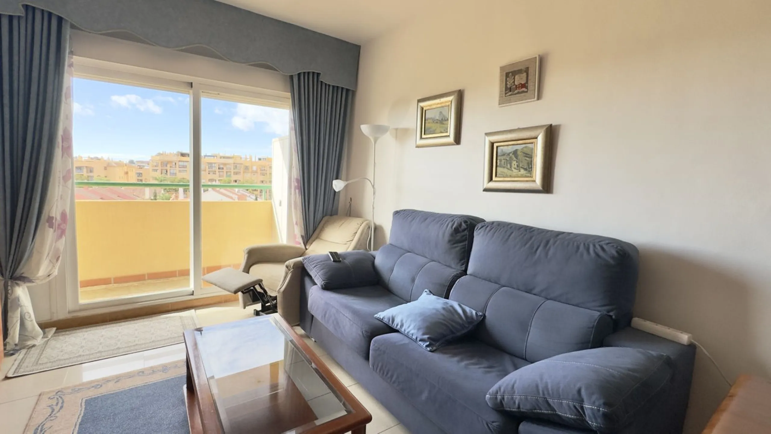 Bright and Ideal Home with Stunning Views in Los Pacos