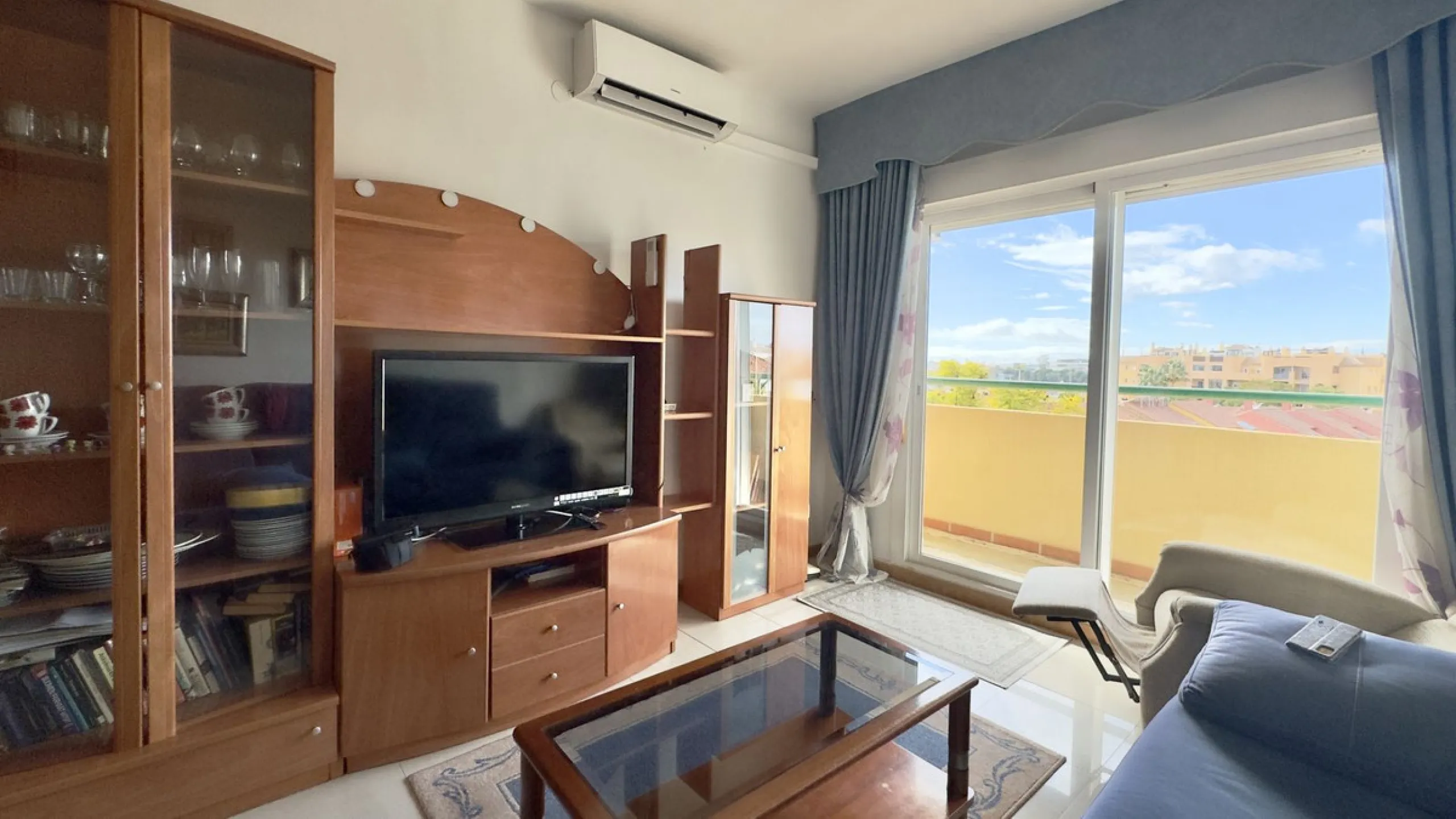 Bright and Ideal Home with Stunning Views in Los Pacos