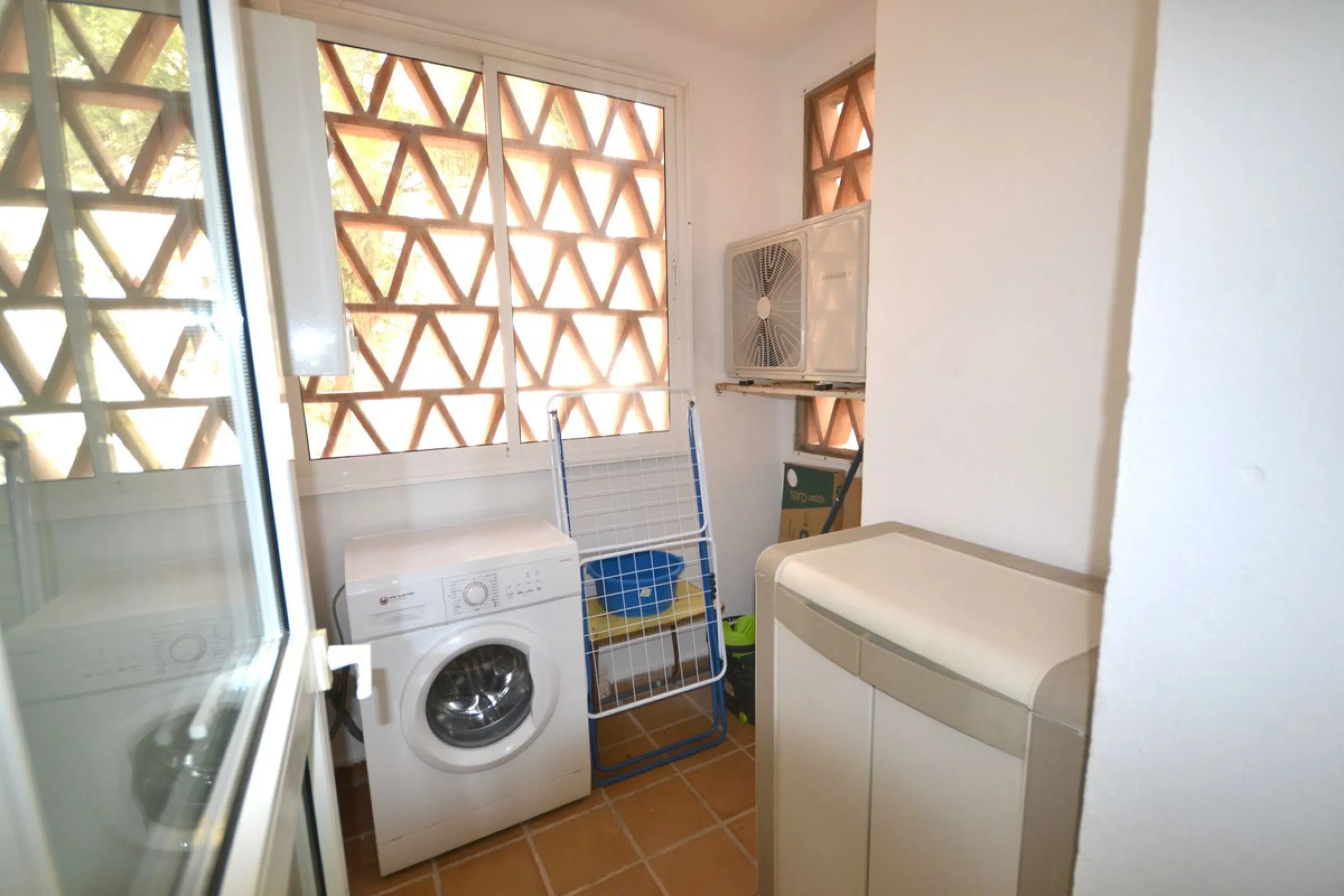 Gartenwohnung zu verkaufen in Mi Capricho – Calahonda, Mijas Costa
