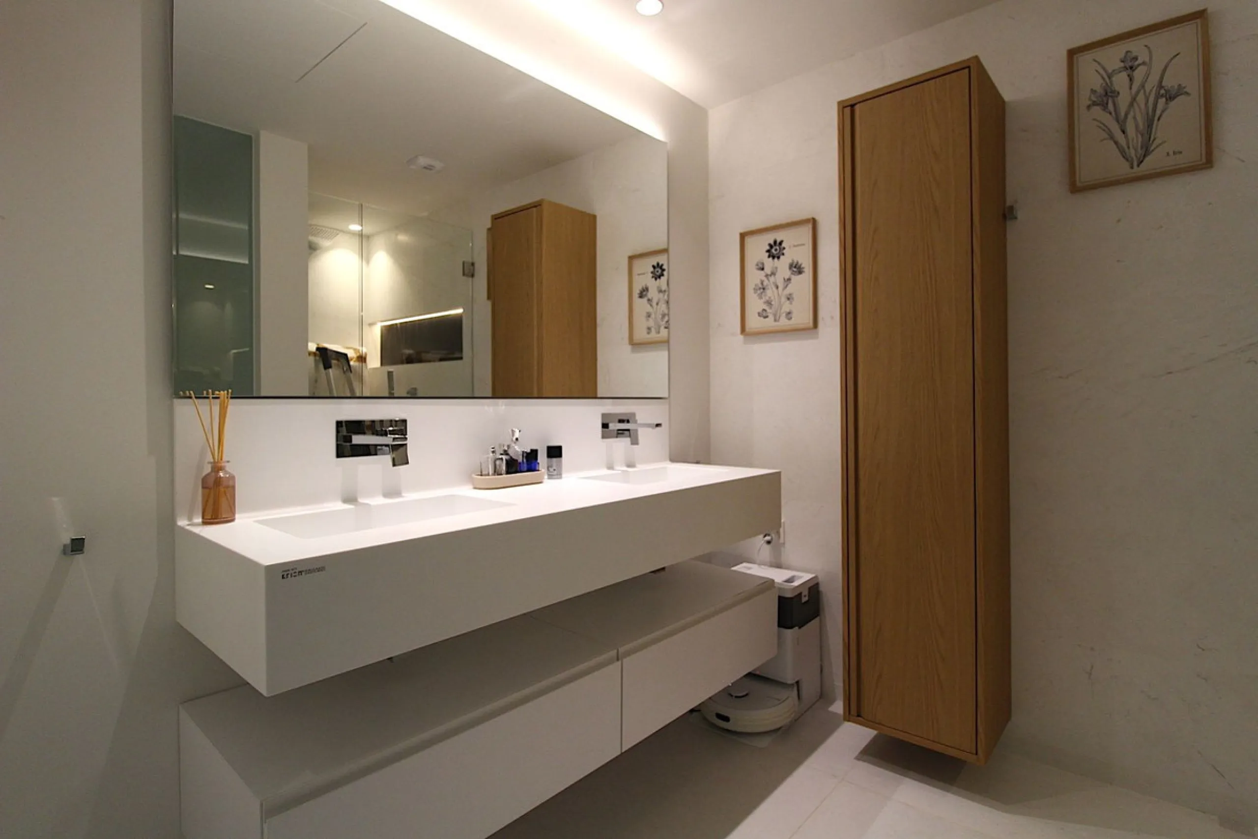 This is Mediterranean Elegance Resort-Level Living Complex Palo Alto.